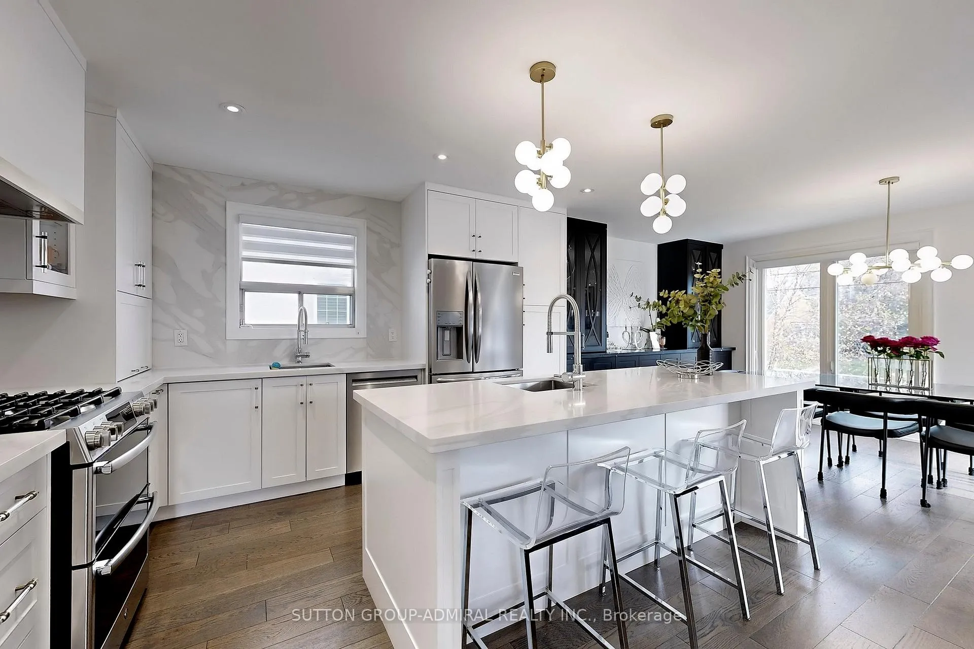 Photo 9 of 66 Brucewood Crescent, Toronto, Englemount-Lawrence — HOMEH