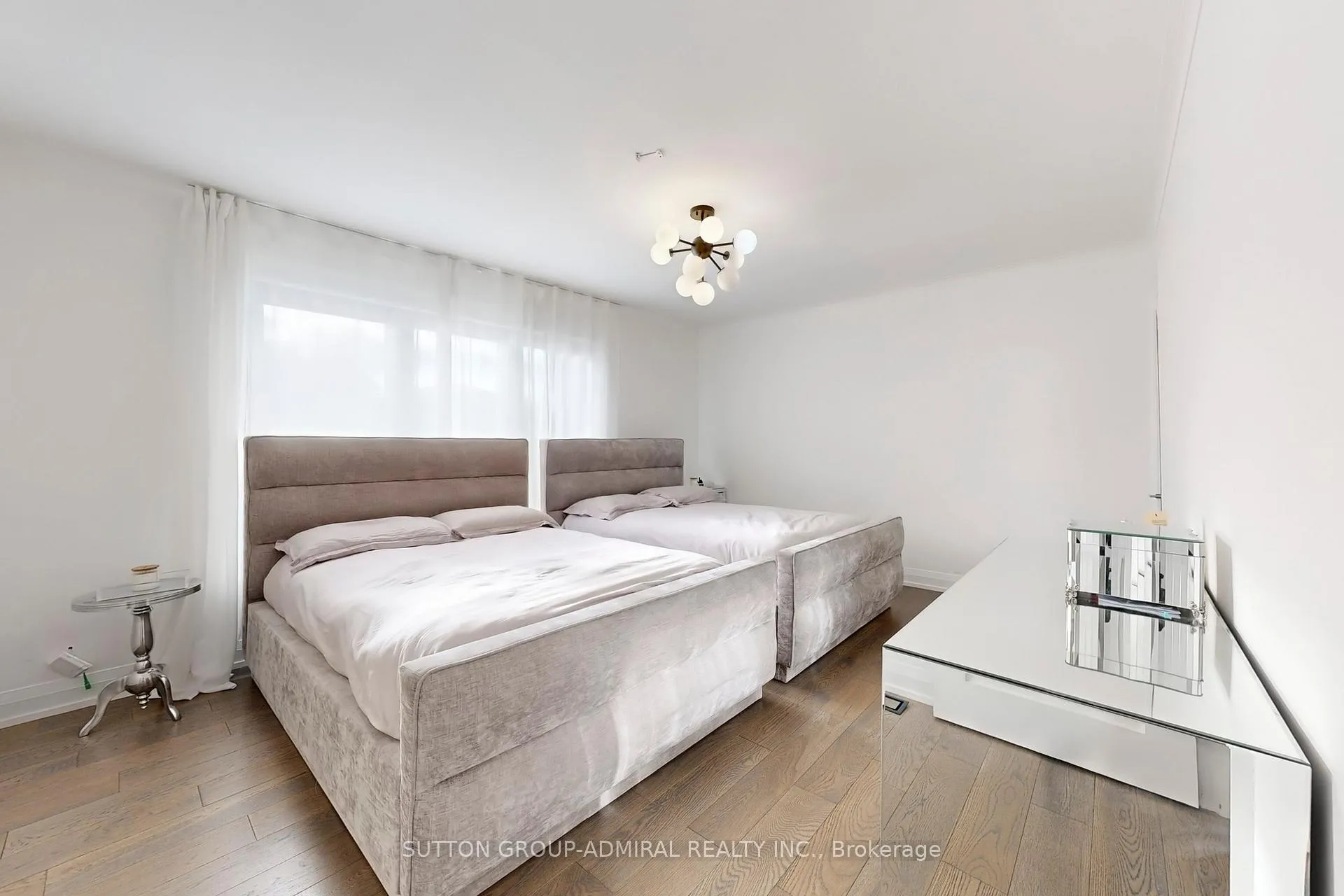 Photo 19 of 66 Brucewood Crescent, Toronto, Englemount-Lawrence — HOMEH