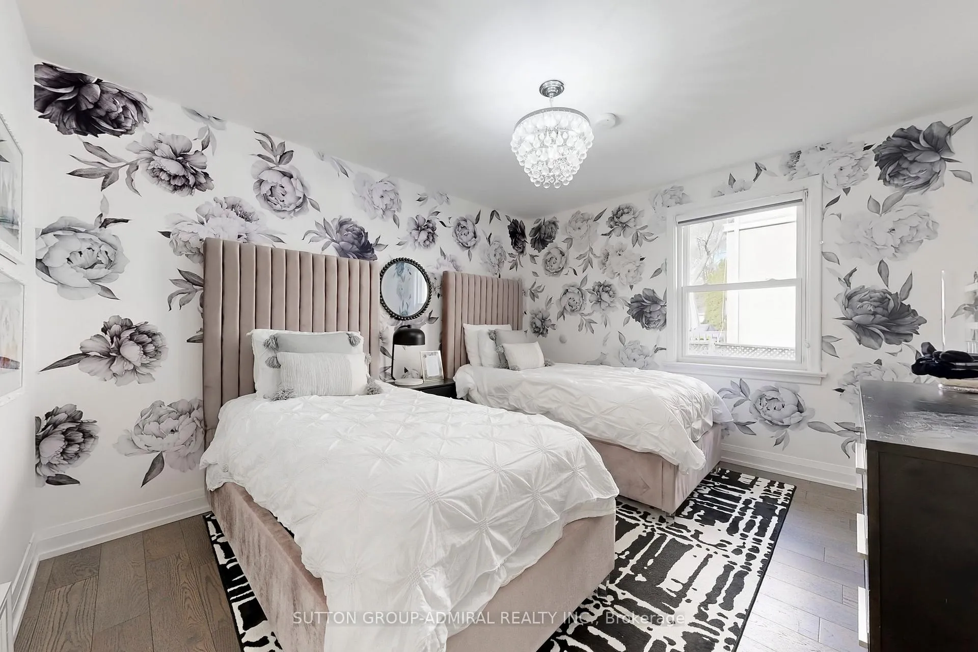 Photo 21 of 66 Brucewood Crescent, Toronto, Englemount-Lawrence — HOMEH