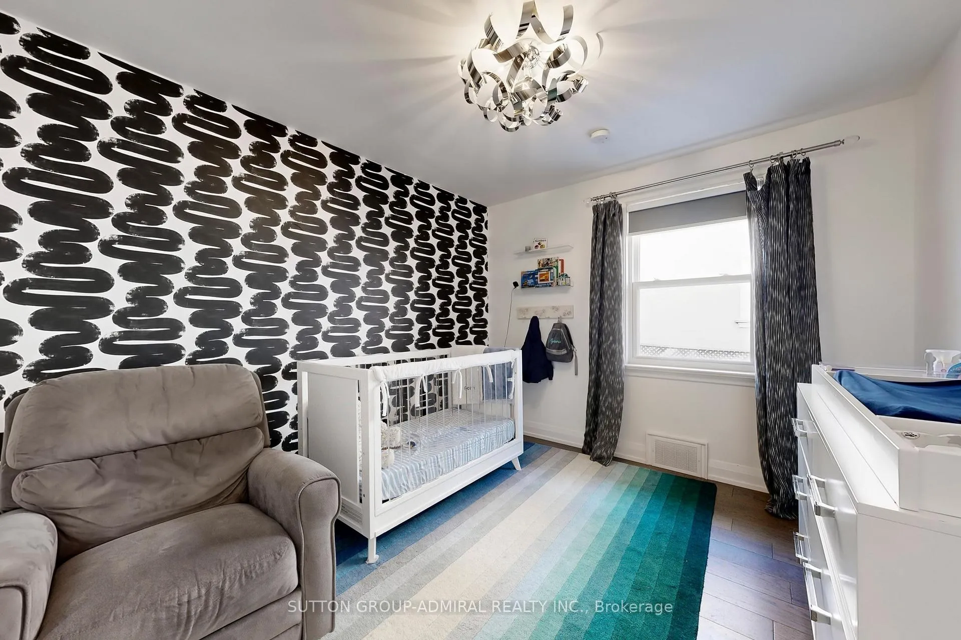 Photo 23 of 66 Brucewood Crescent, Toronto, Englemount-Lawrence — HOMEH