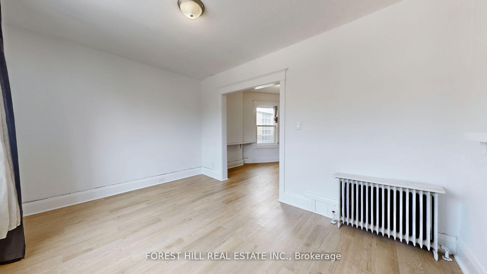 Photo 7 of Unit Upper 1, 645 St Clair Avenue W, Toronto, Wychwood — HOMEH