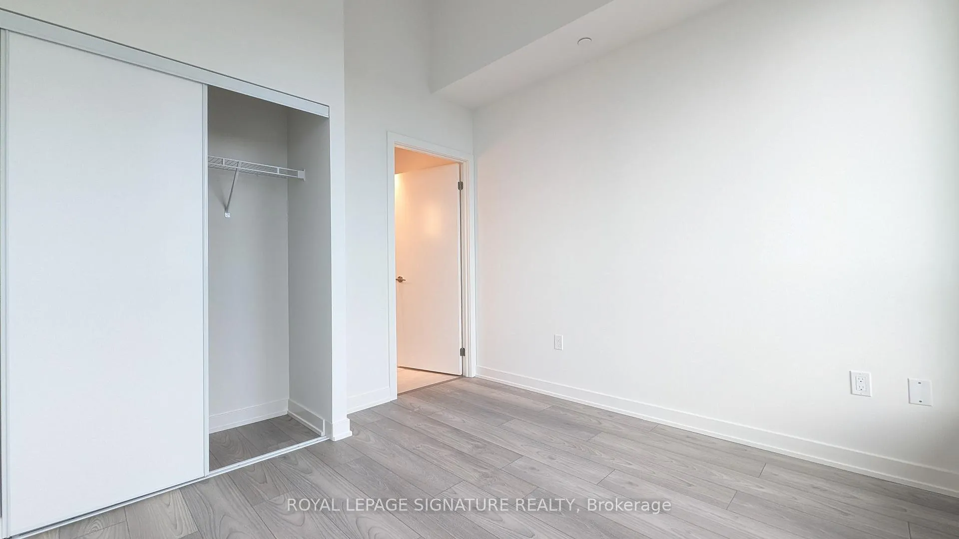 Photo 13 of Unit 605, 120 Broadway Avenue, Toronto, Mount Pleasant West — HOMEH