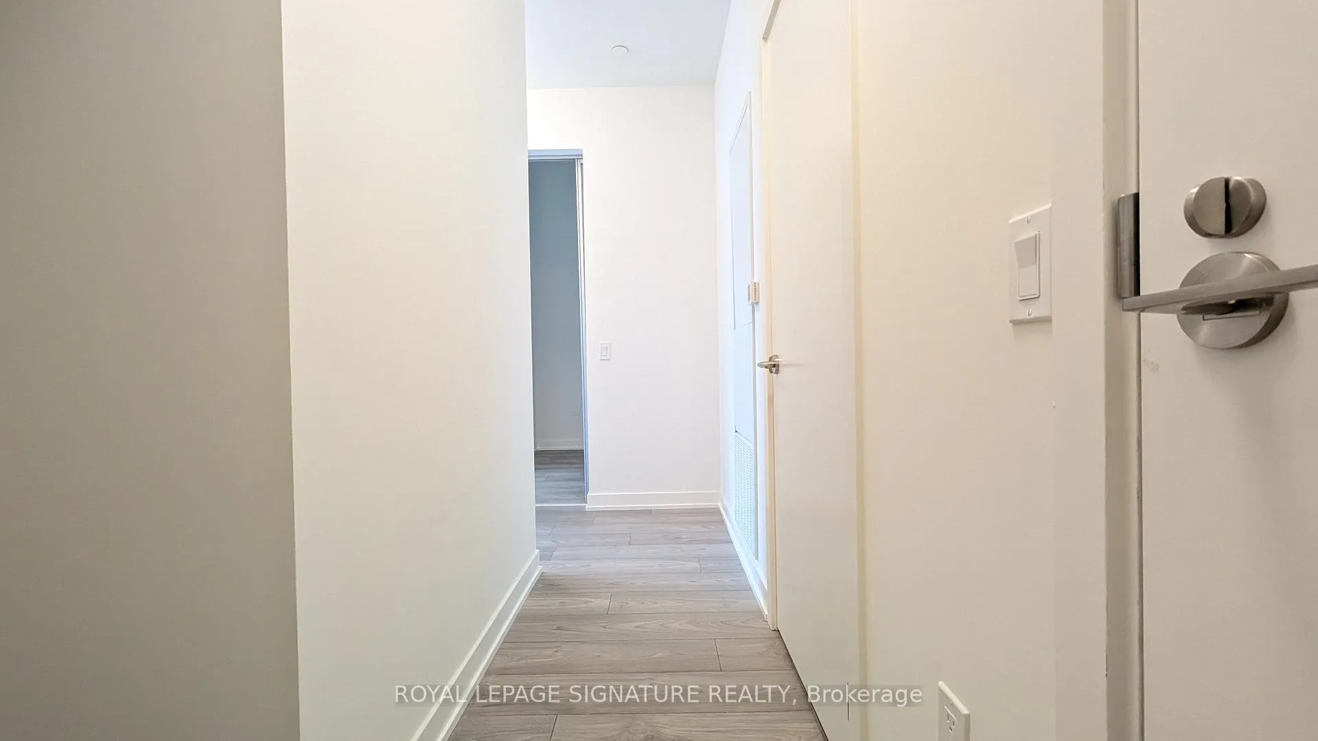 Photo 18 of Unit 605, 120 Broadway Avenue, Toronto, Mount Pleasant West — HOMEH