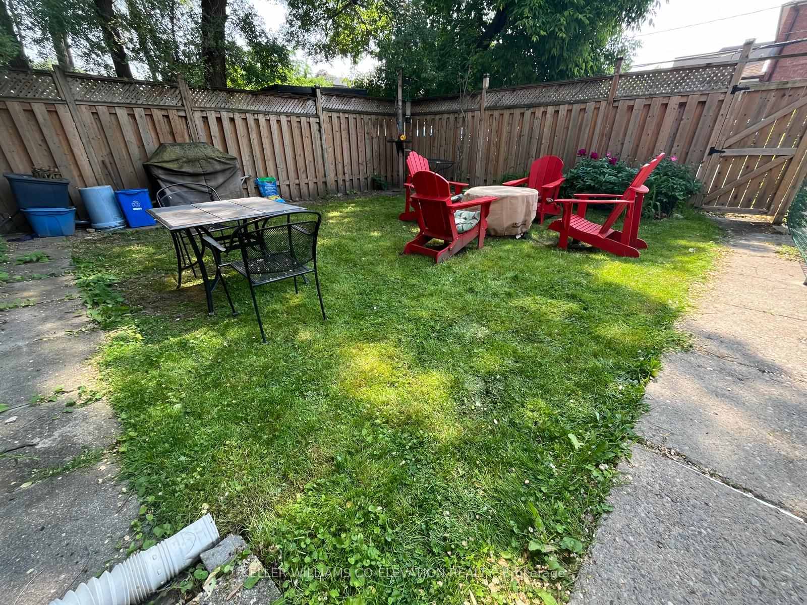 Photo 10 of Unit Unit 2, 550 Atlas Avenue, Toronto, Oakwood Village — HOMEH