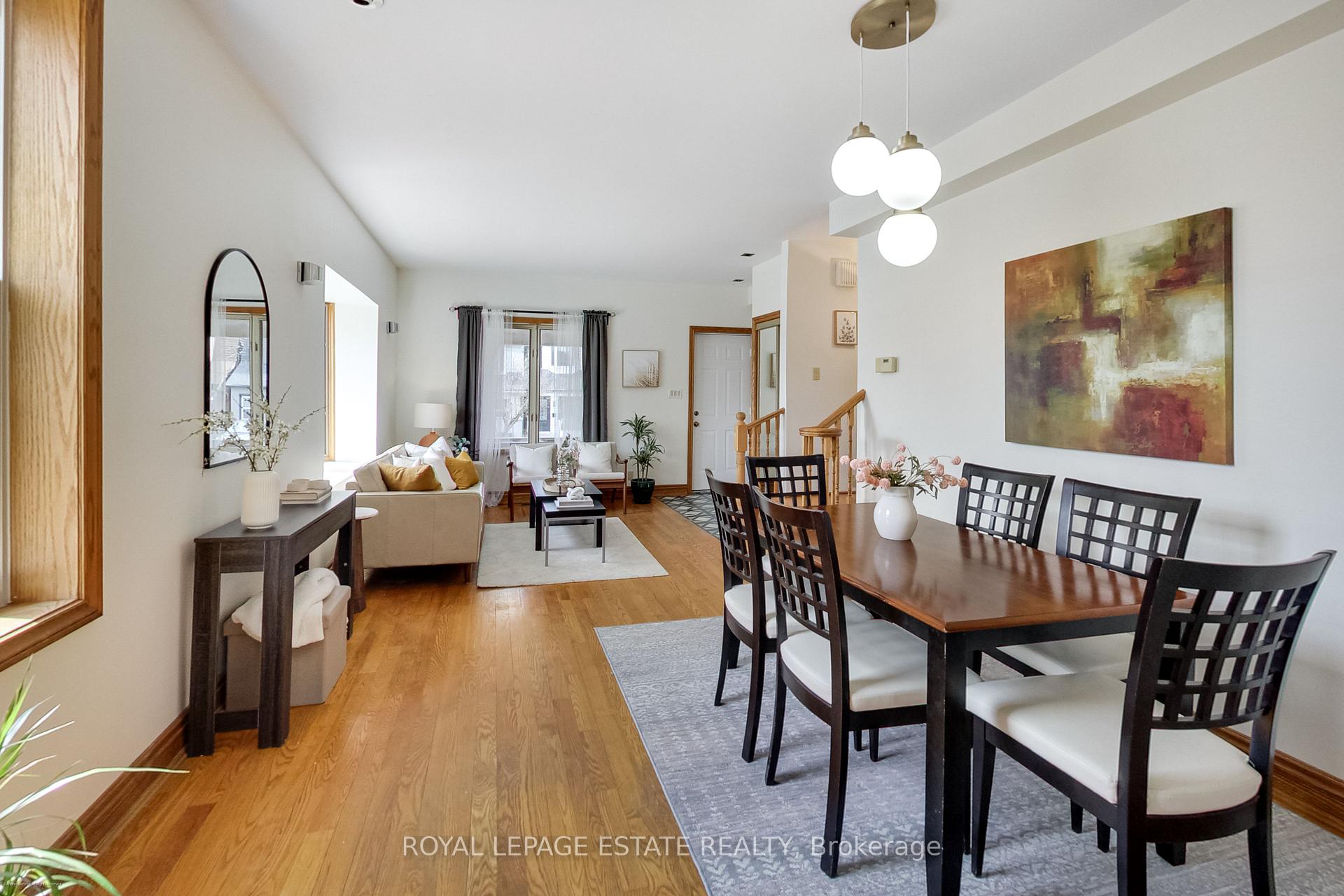 Photo 11 of 1 King Edward Avenue, Toronto, Woodbine-Lumsden — HOMEH