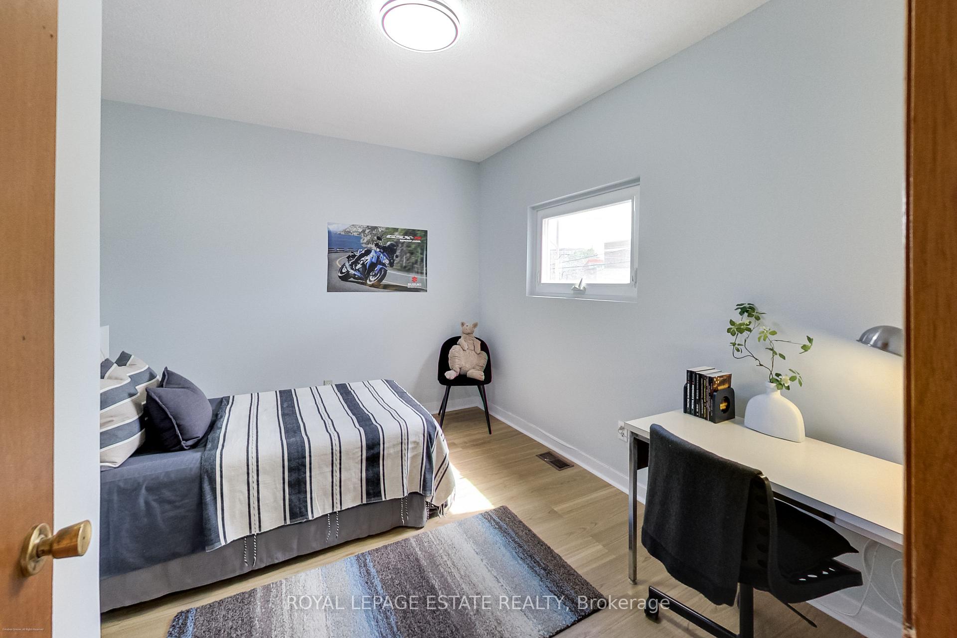 Photo 17 of 1 King Edward Avenue, Toronto, Woodbine-Lumsden — HOMEH