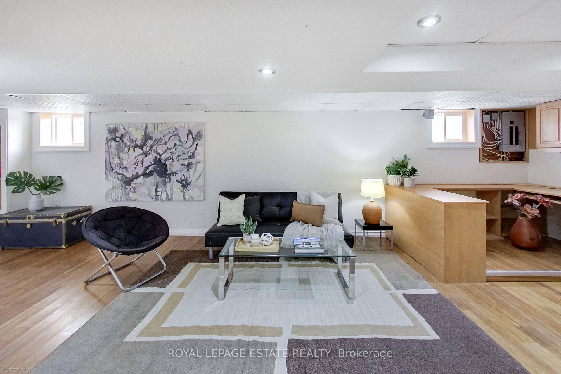 Photo 24 of 1 King Edward Avenue, Toronto, Woodbine-Lumsden — HOMEH