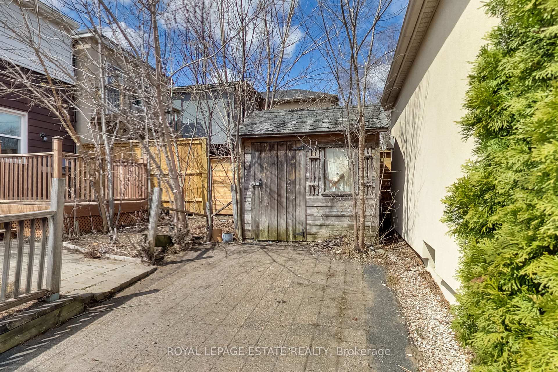 Photo 33 of 1 King Edward Avenue, Toronto, Woodbine-Lumsden — HOMEH