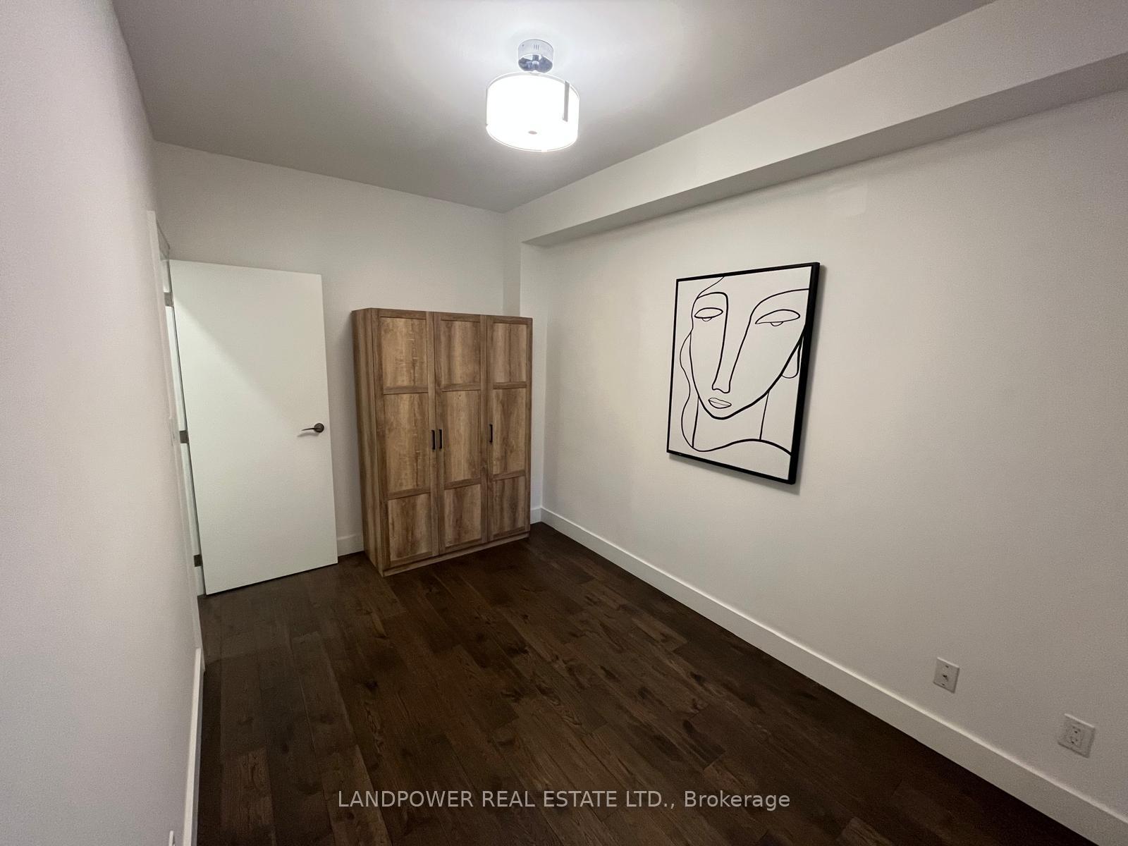 Photo 4 of Unit Main, 236 Grace Street, Toronto, Palmerston-Little Italy — HOMEH