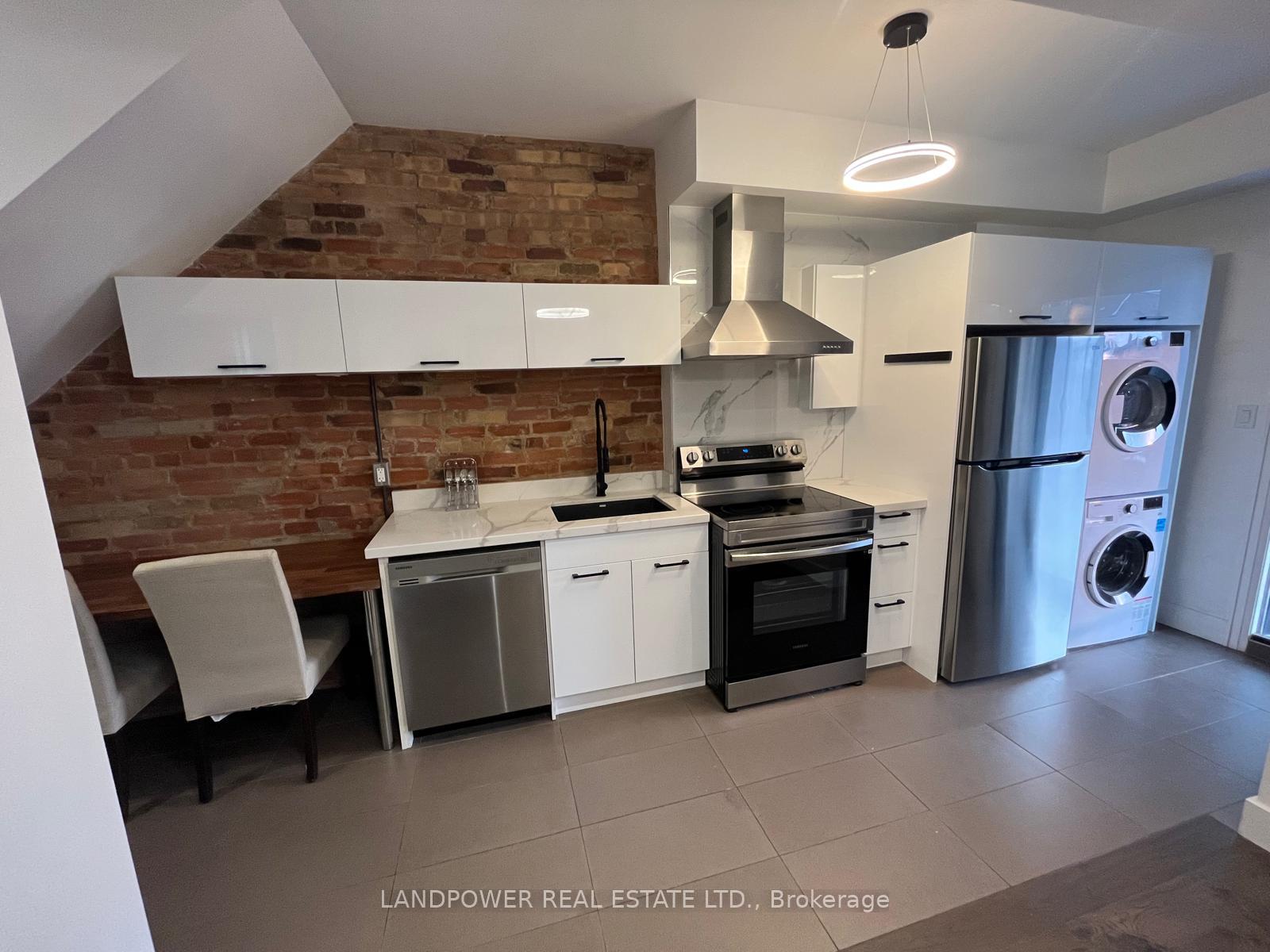 Photo 13 of Unit Main, 236 Grace Street, Toronto, Palmerston-Little Italy — HOMEH