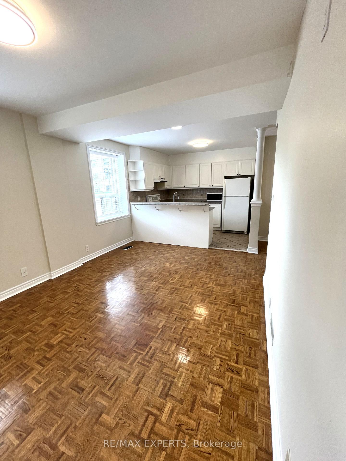 Photo 6 of 287 Sammon Avenue, Toronto, Danforth Village-East York — HOMEH