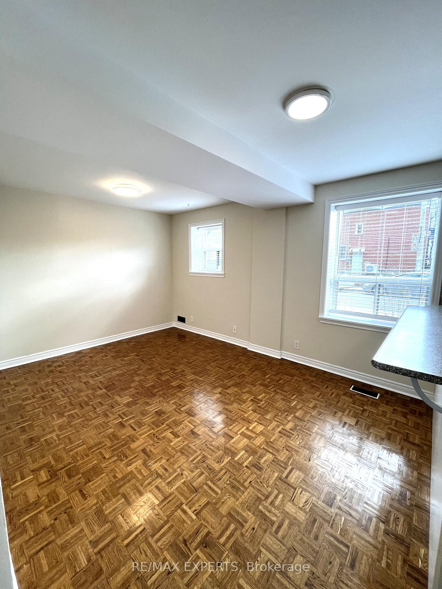Photo 8 of 287 Sammon Avenue, Toronto, Danforth Village-East York — HOMEH