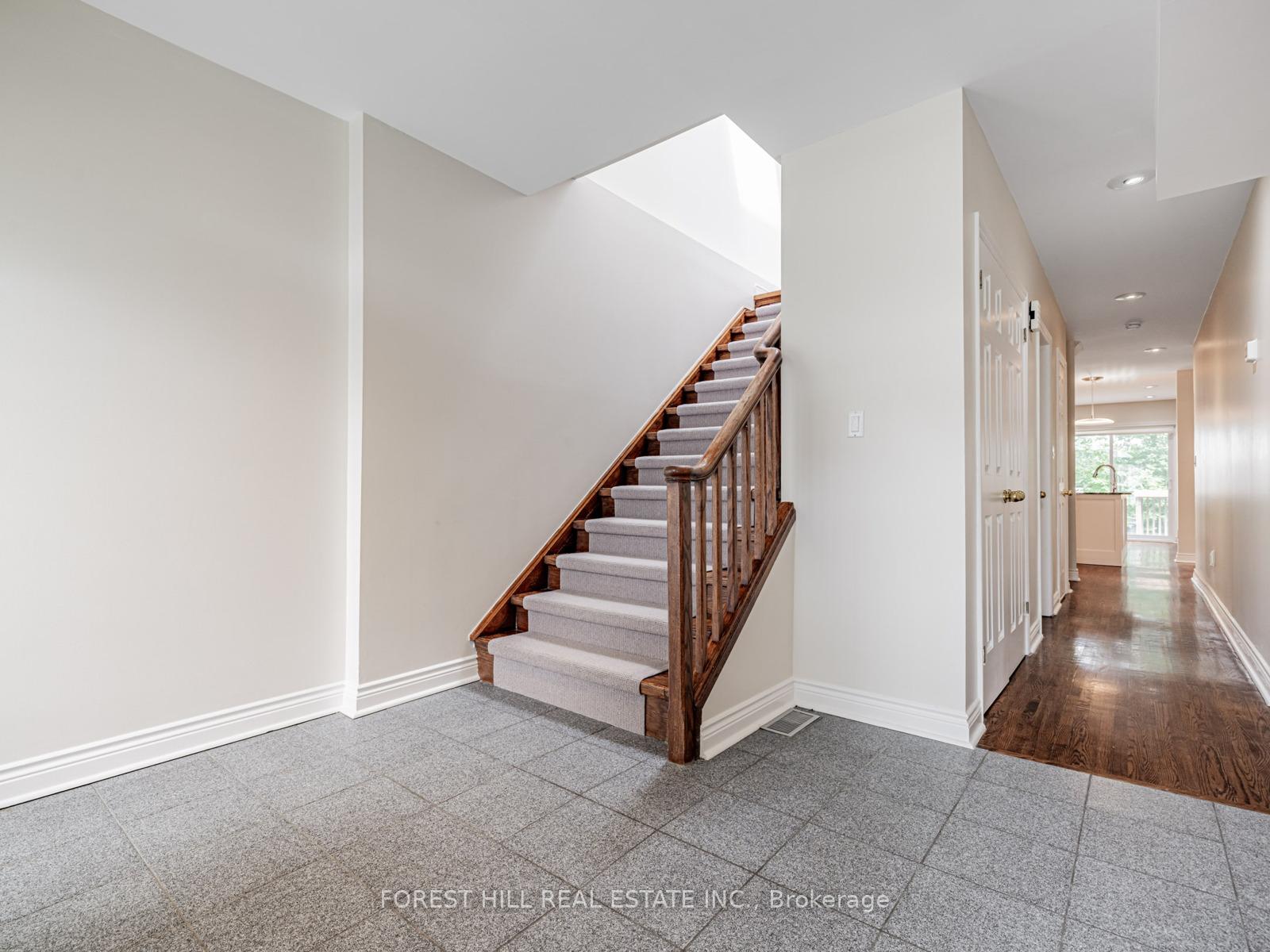 Photo 3 of 45 Westover Hill Road, Toronto, Humewood-Cedarvale — HOMEH