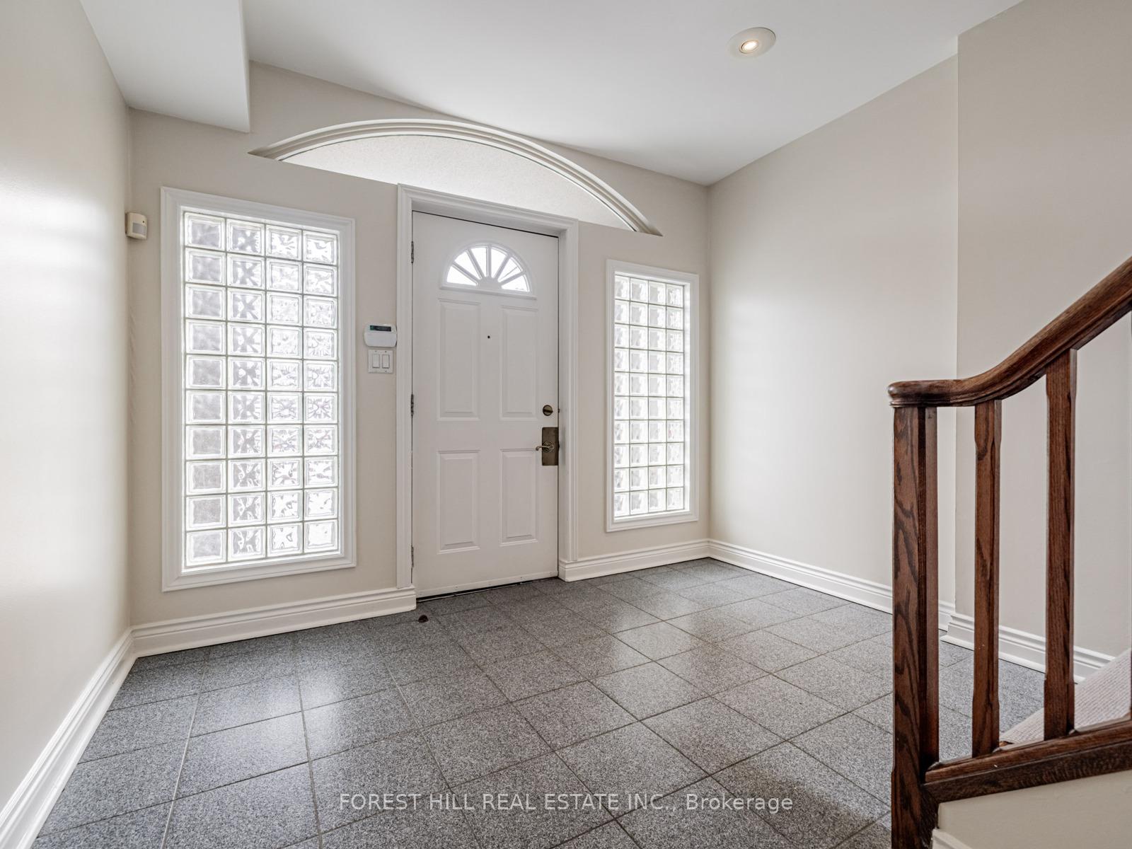 Photo 4 of 45 Westover Hill Road, Toronto, Humewood-Cedarvale — HOMEH