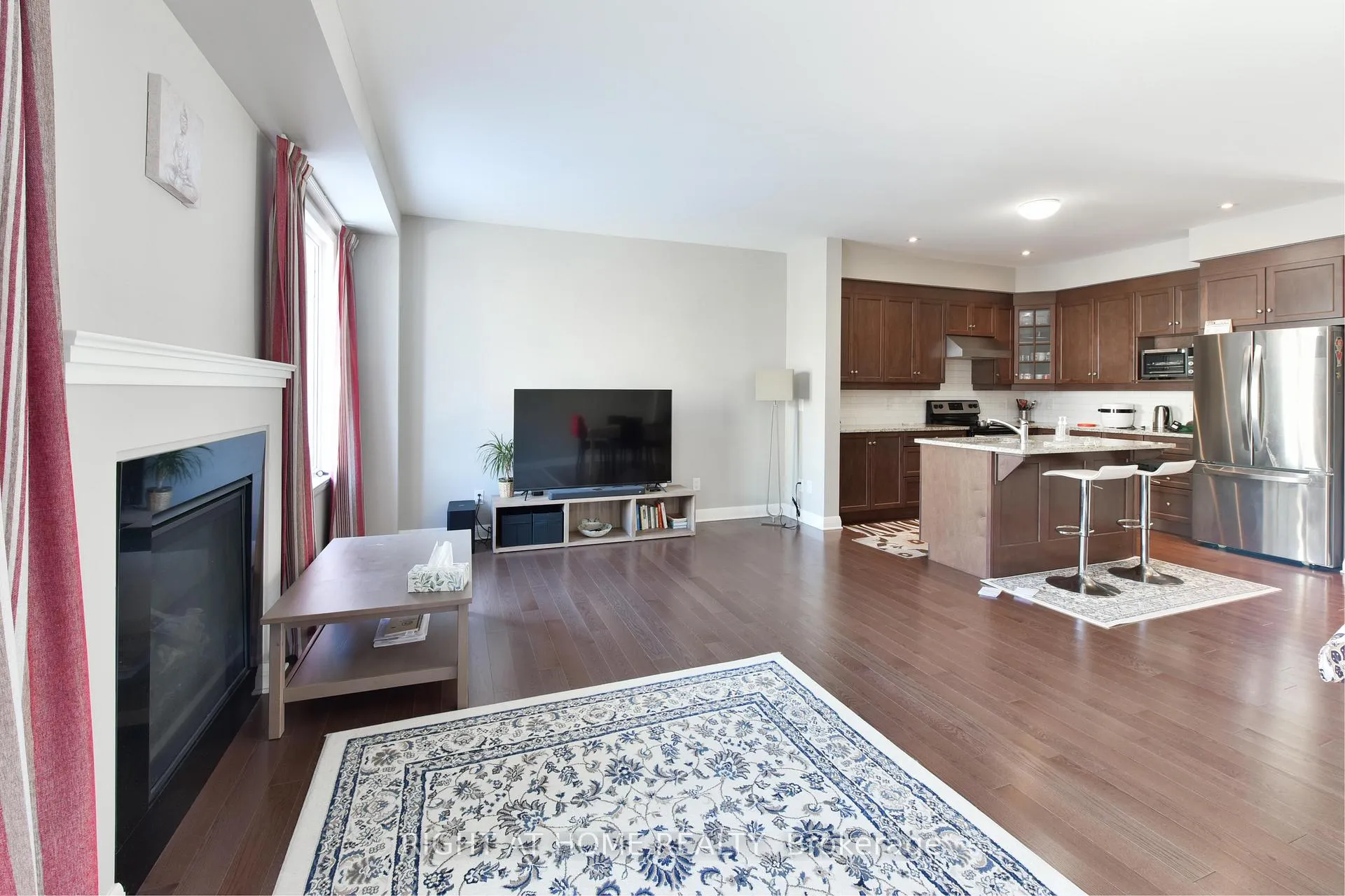 Photo 5 of 77 Arkose Street, Ottawa, Kanata - Kanata Lakes/Heritage Hills — HOMEH