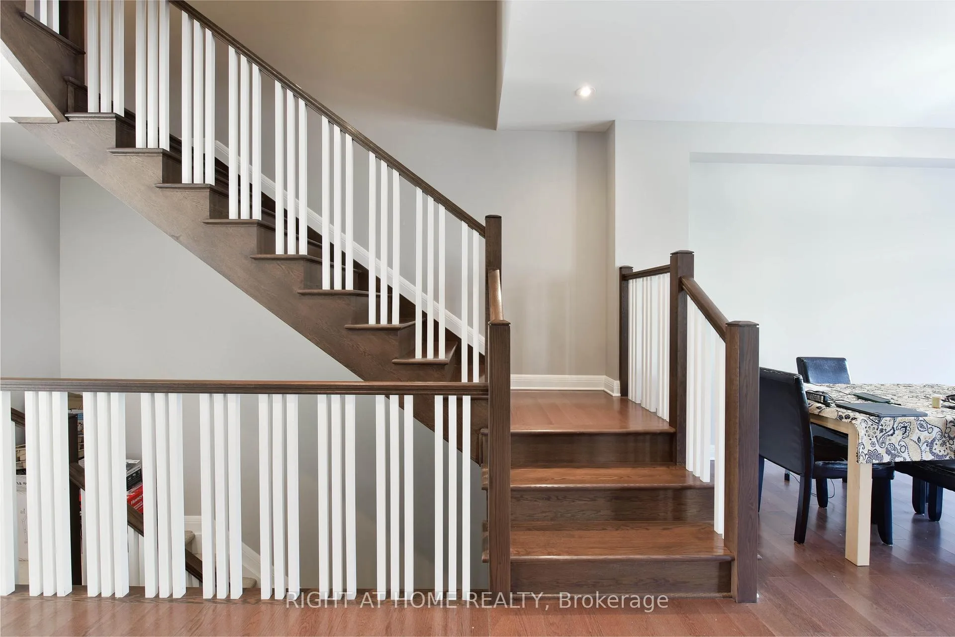 Photo 10 of 77 Arkose Street, Ottawa, Kanata - Kanata Lakes/Heritage Hills — HOMEH