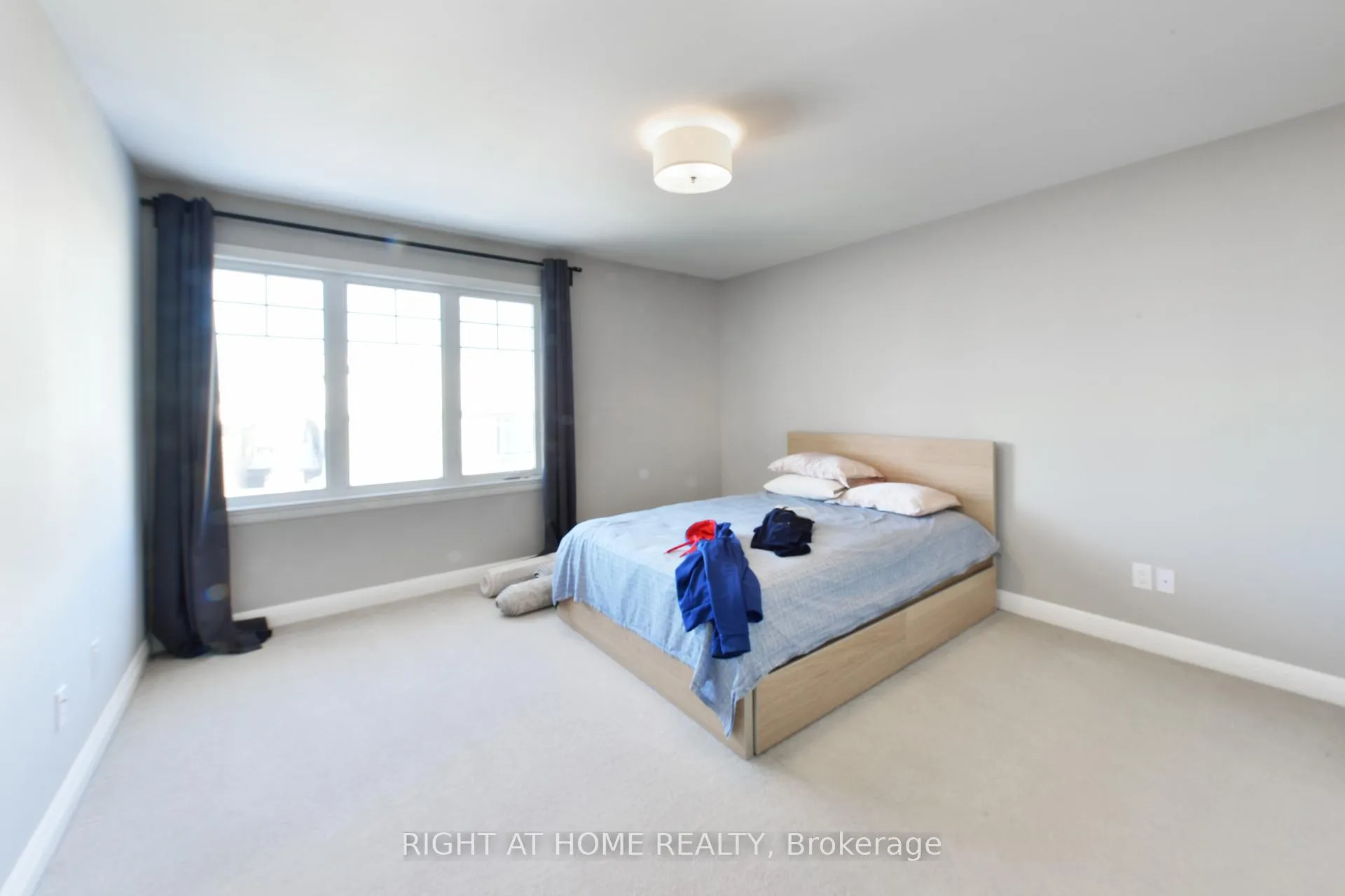 Photo 12 of 77 Arkose Street, Ottawa, Kanata - Kanata Lakes/Heritage Hills — HOMEH
