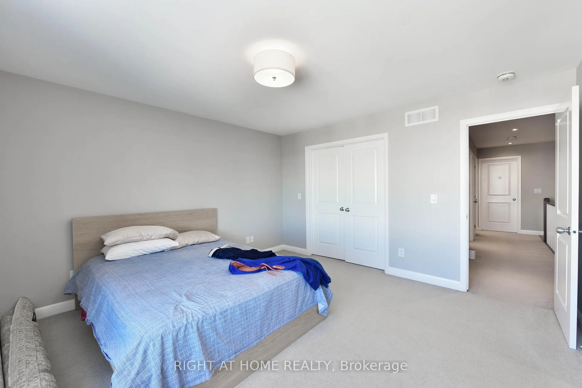 Photo 13 of 77 Arkose Street, Ottawa, Kanata - Kanata Lakes/Heritage Hills — HOMEH