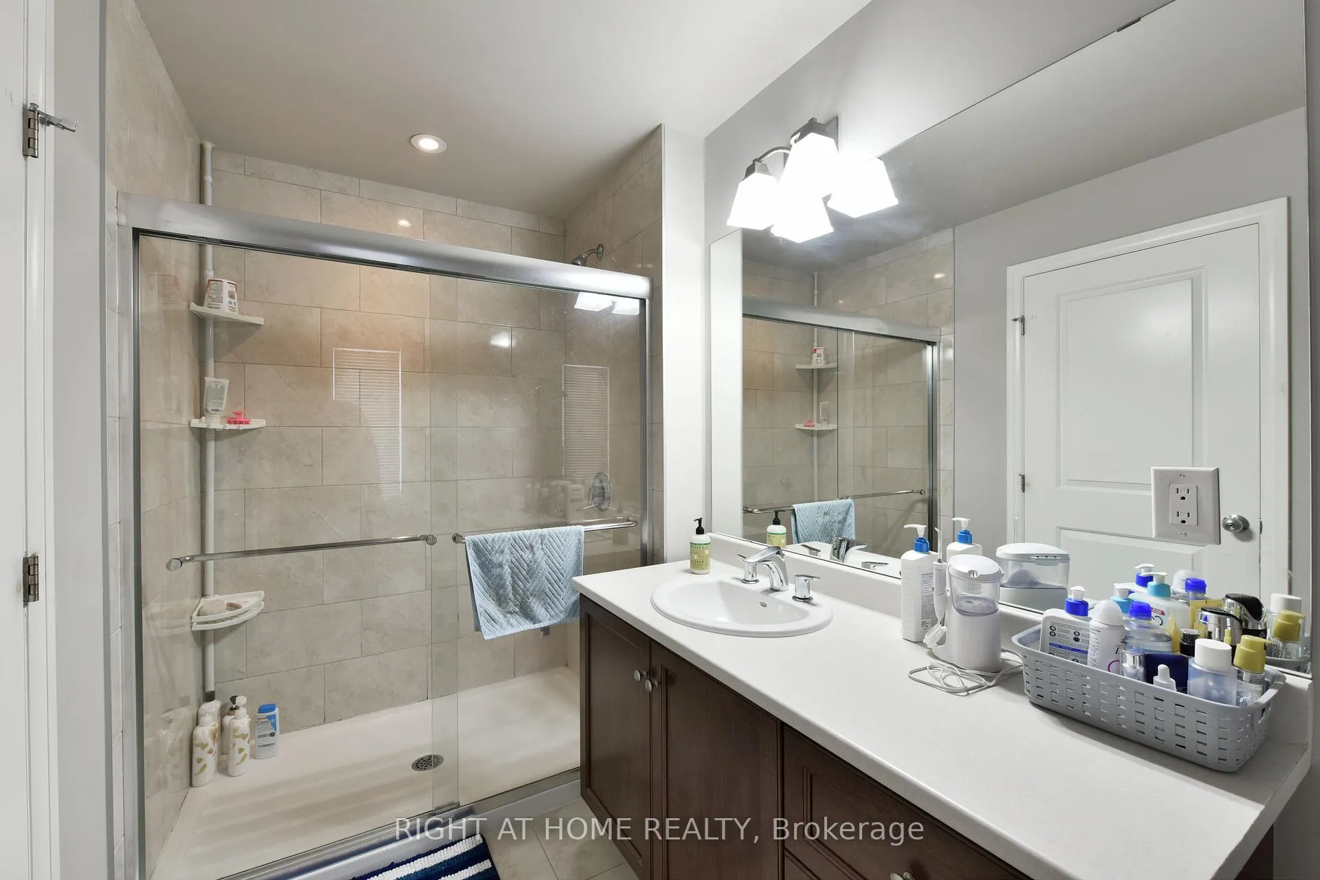 Photo 15 of 77 Arkose Street, Ottawa, Kanata - Kanata Lakes/Heritage Hills — HOMEH