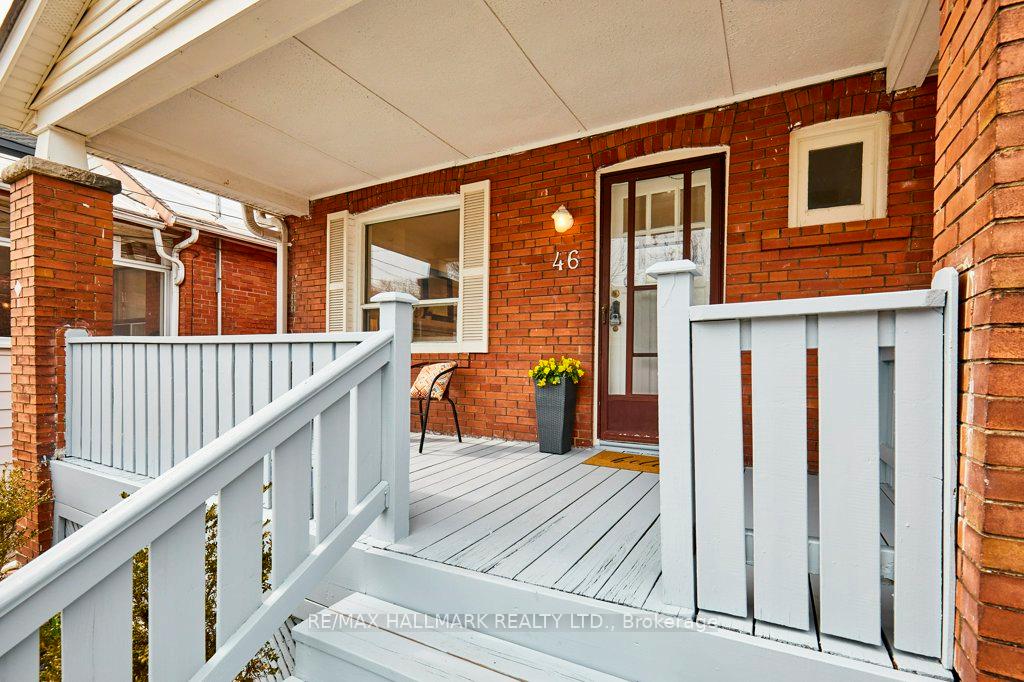 Photo 3 of 46 Epsom Avenue, Toronto, Woodbine-Lumsden — HOMEH