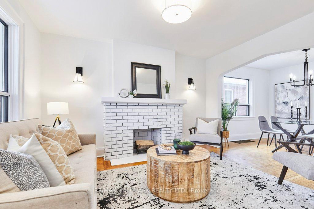 Photo 4 of 46 Epsom Avenue, Toronto, Woodbine-Lumsden — HOMEH