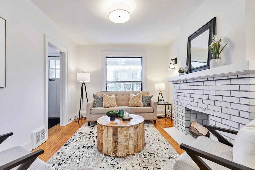 Photo 6 of 46 Epsom Avenue, Toronto, Woodbine-Lumsden — HOMEH