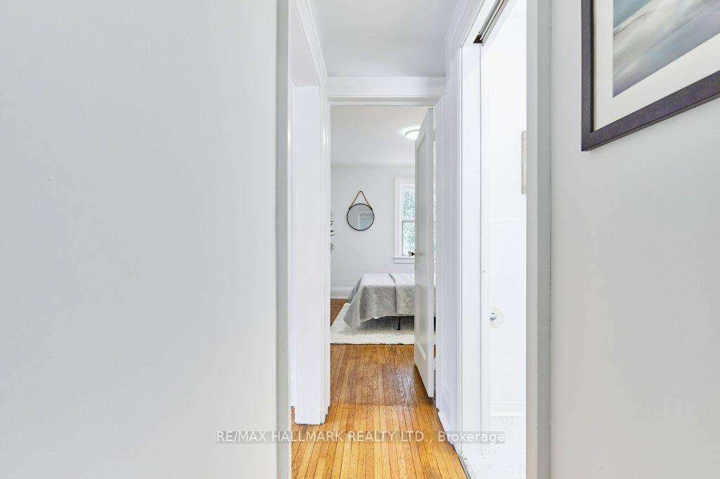 Photo 15 of 46 Epsom Avenue, Toronto, Woodbine-Lumsden — HOMEH