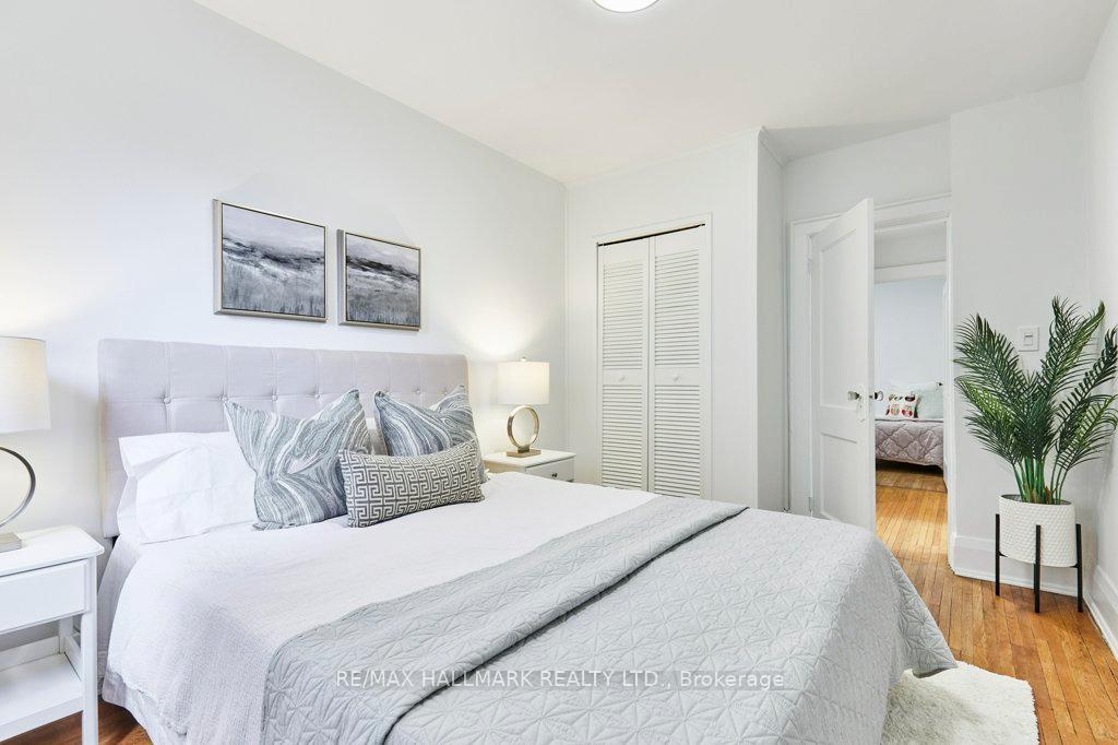 Photo 17 of 46 Epsom Avenue, Toronto, Woodbine-Lumsden — HOMEH