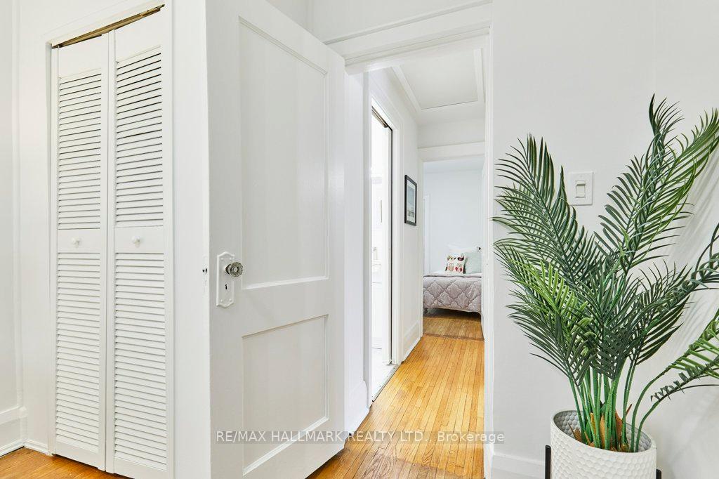 Photo 18 of 46 Epsom Avenue, Toronto, Woodbine-Lumsden — HOMEH