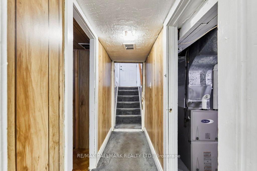 Photo 25 of 46 Epsom Avenue, Toronto, Woodbine-Lumsden — HOMEH
