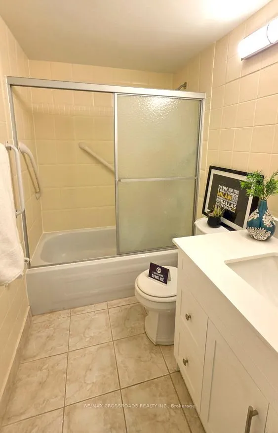 Photo 13 of Unit 2311, 5 Massey Square, Toronto, Crescent Town — HOMEH