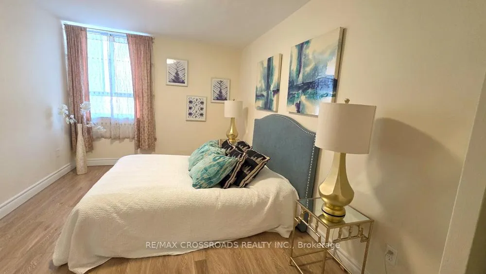 Photo 17 of Unit 2311, 5 Massey Square, Toronto, Crescent Town — HOMEH