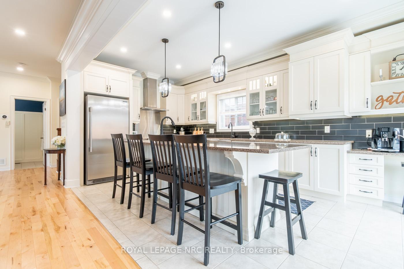 Photo 10 of 168 Tuliptree Road, Thorold, Confederation Heights — HOMEH