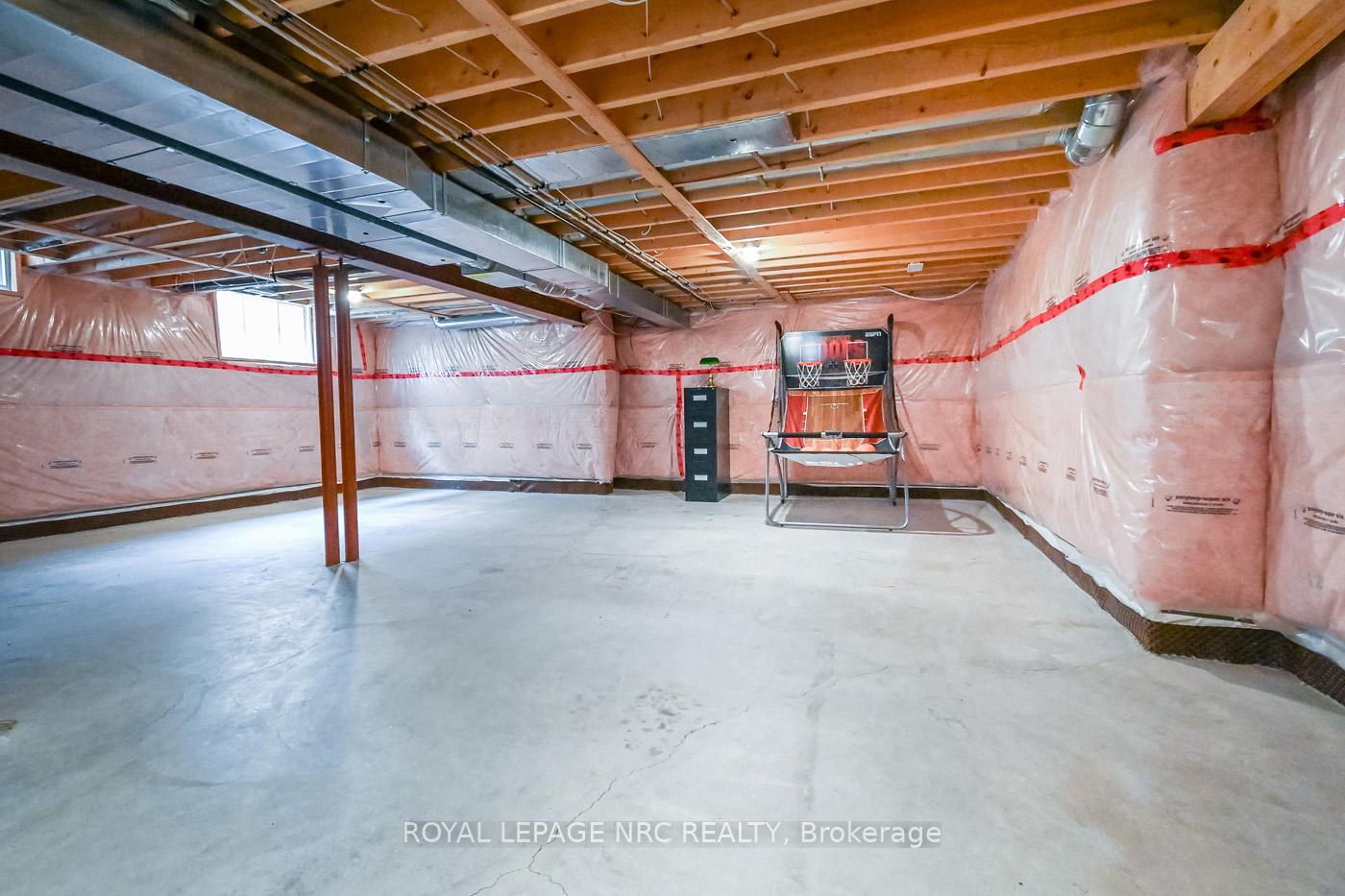 Photo 28 of 168 Tuliptree Road, Thorold, Confederation Heights — HOMEH