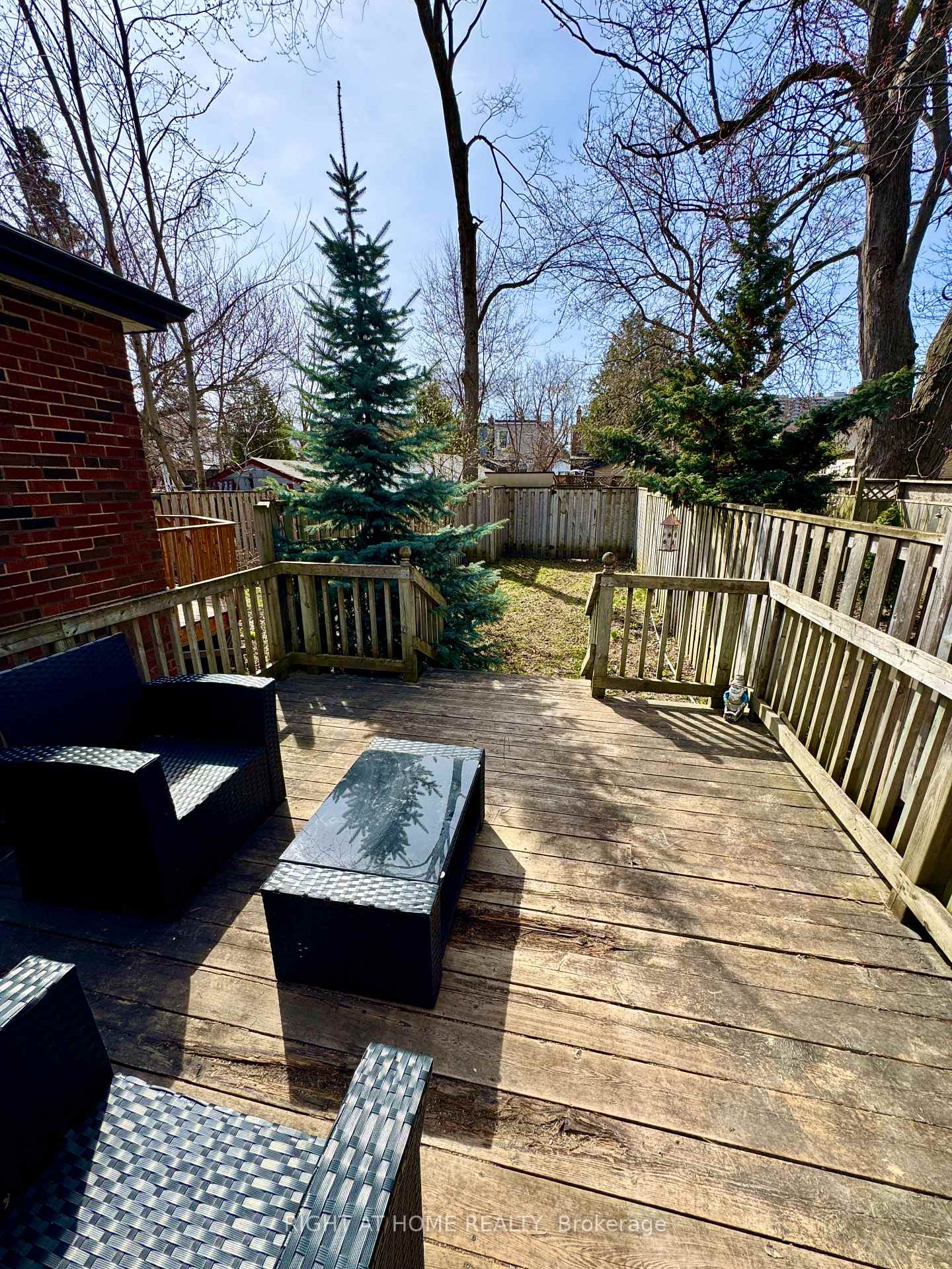 Photo 12 of 31 Secord Avenue, Toronto, Crescent Town — HOMEH