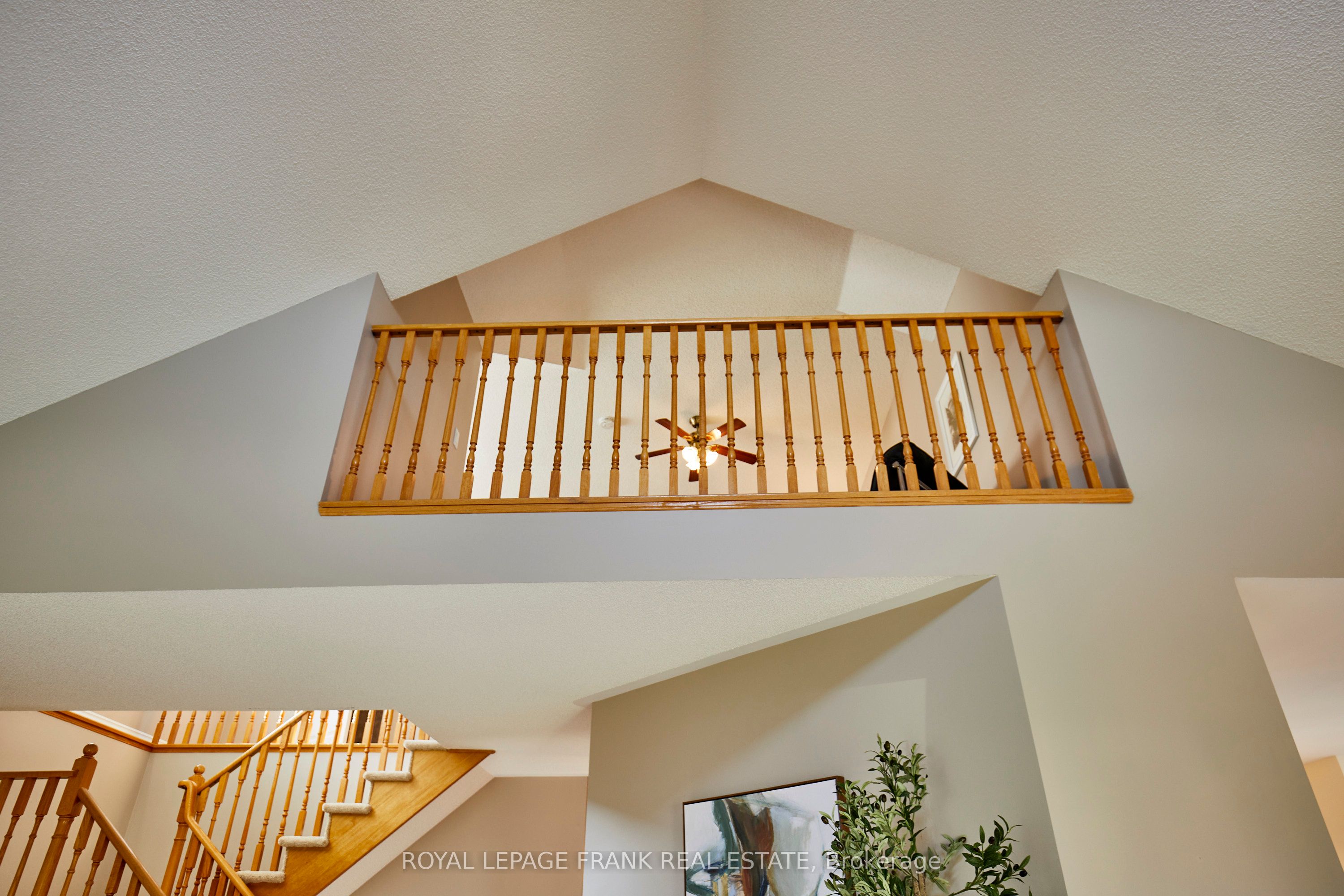 Photo 68 of 65 Waterbury Crescent, Scugog, Port Perry — HOMEH