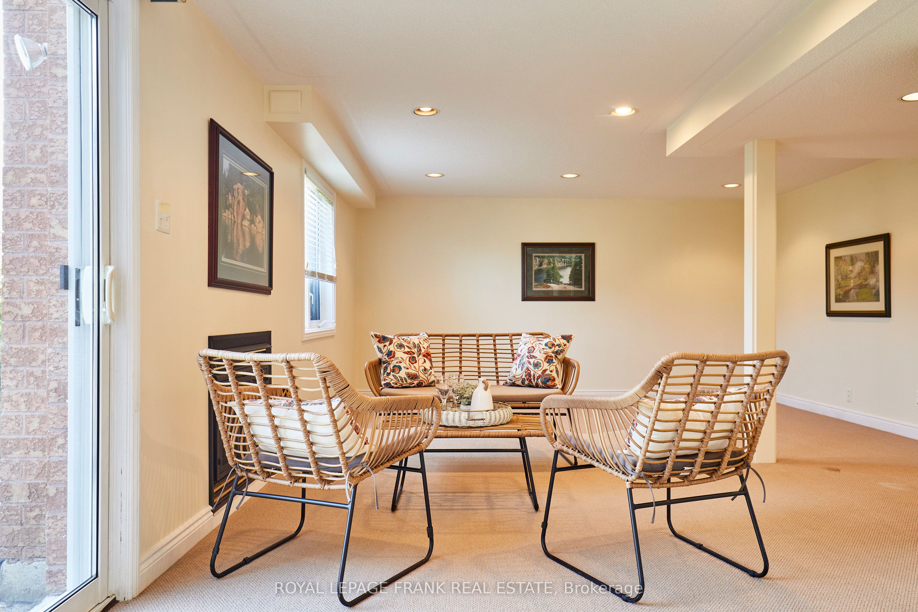 Photo 71 of 65 Waterbury Crescent, Scugog, Port Perry — HOMEH