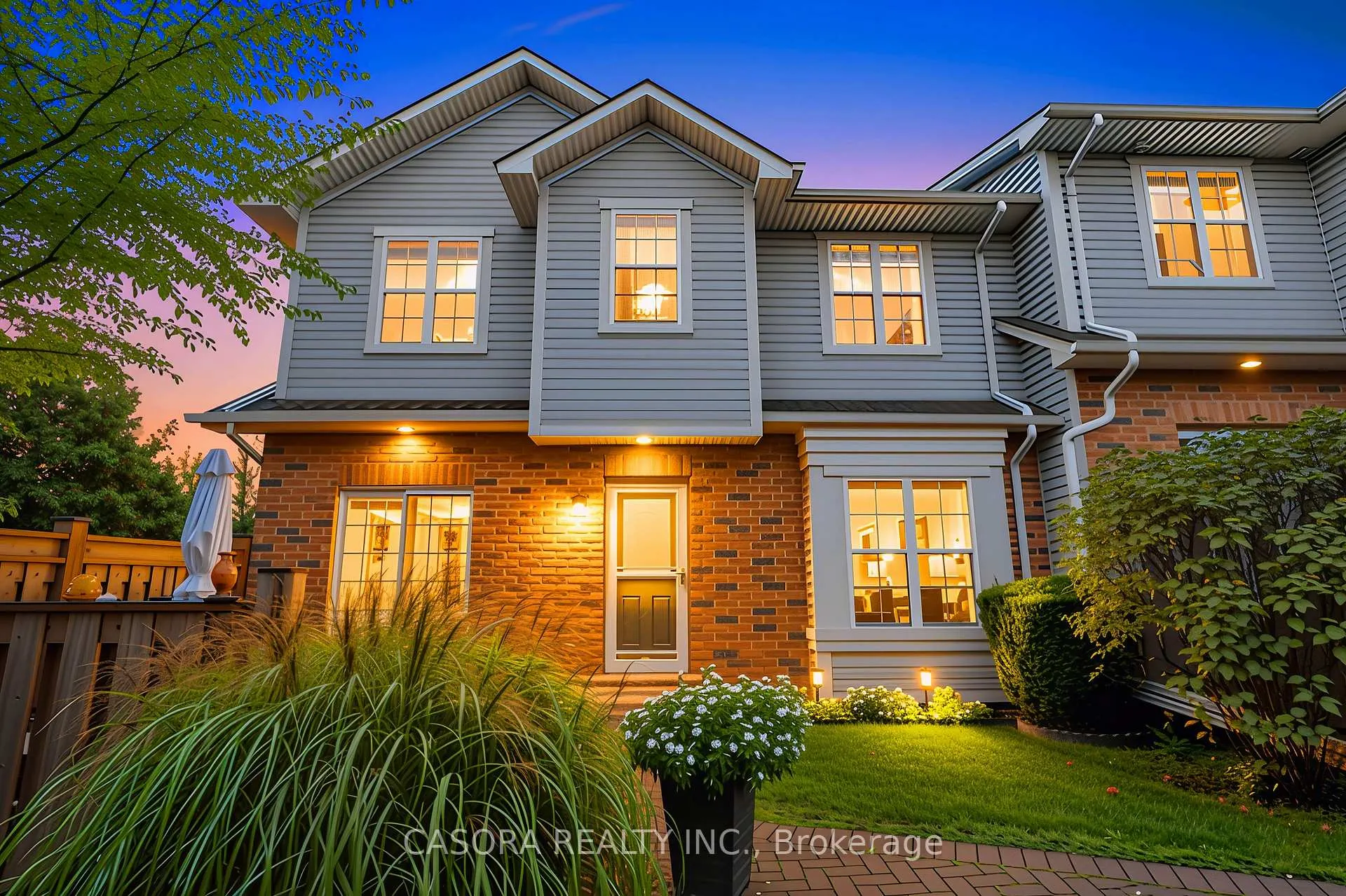Front of Unit 45, 1085 Harrogate Drive