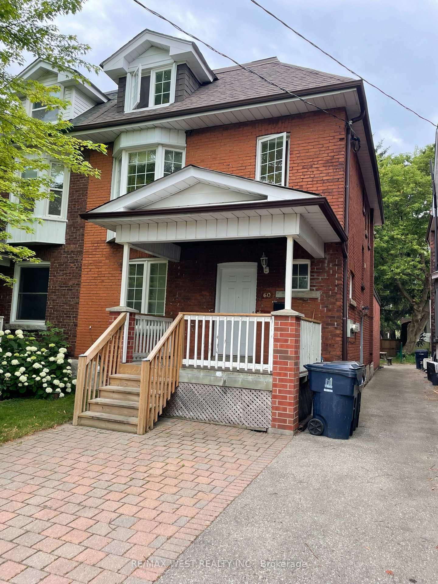 Photo 1 of Unit 2nd/3rd Flr, 60 Concord Avenue, Toronto, Palmerston-Little Italy — HOMEH