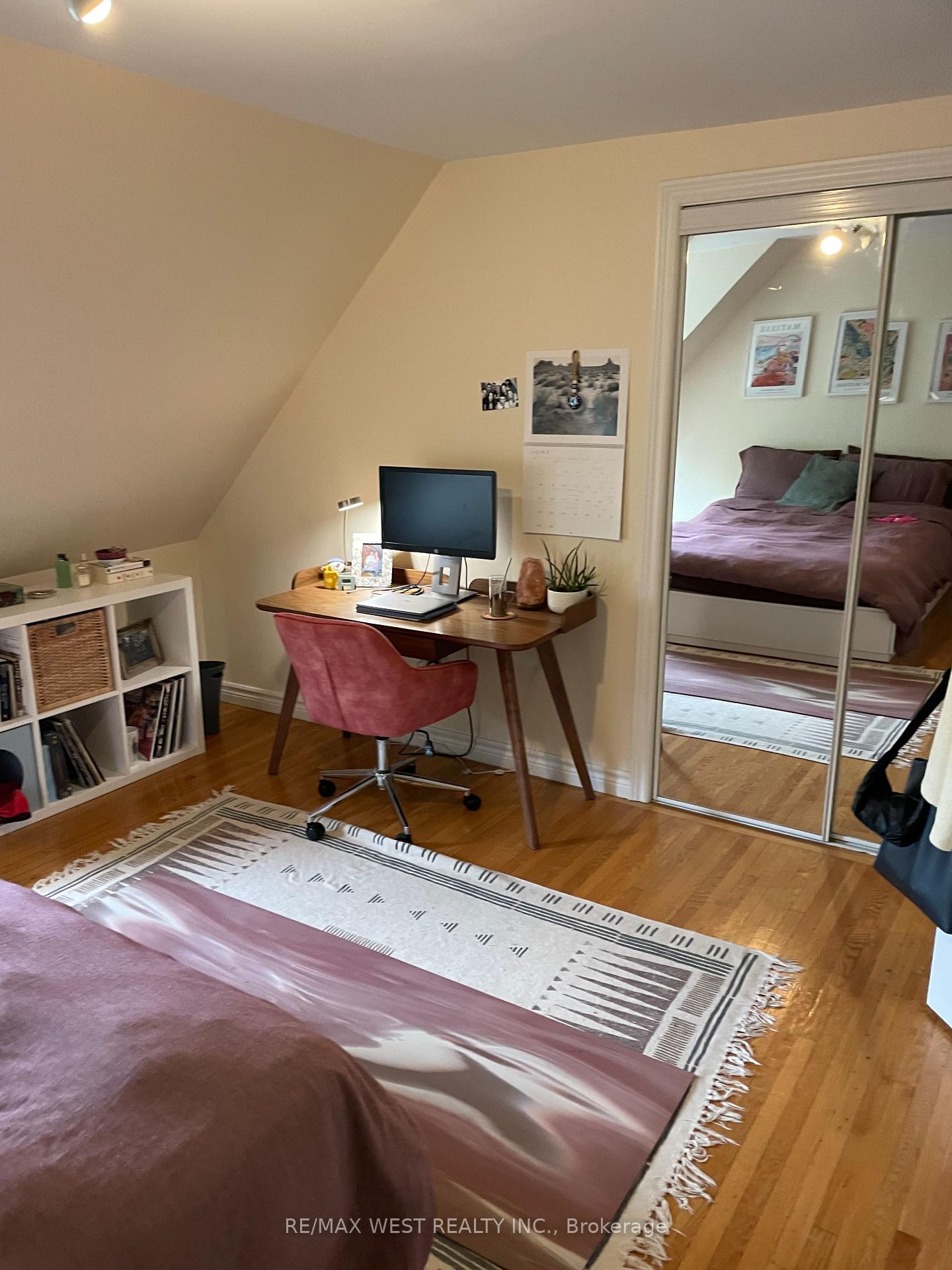 Photo 5 of Unit 2nd/3rd Flr, 60 Concord Avenue, Toronto, Palmerston-Little Italy — HOMEH