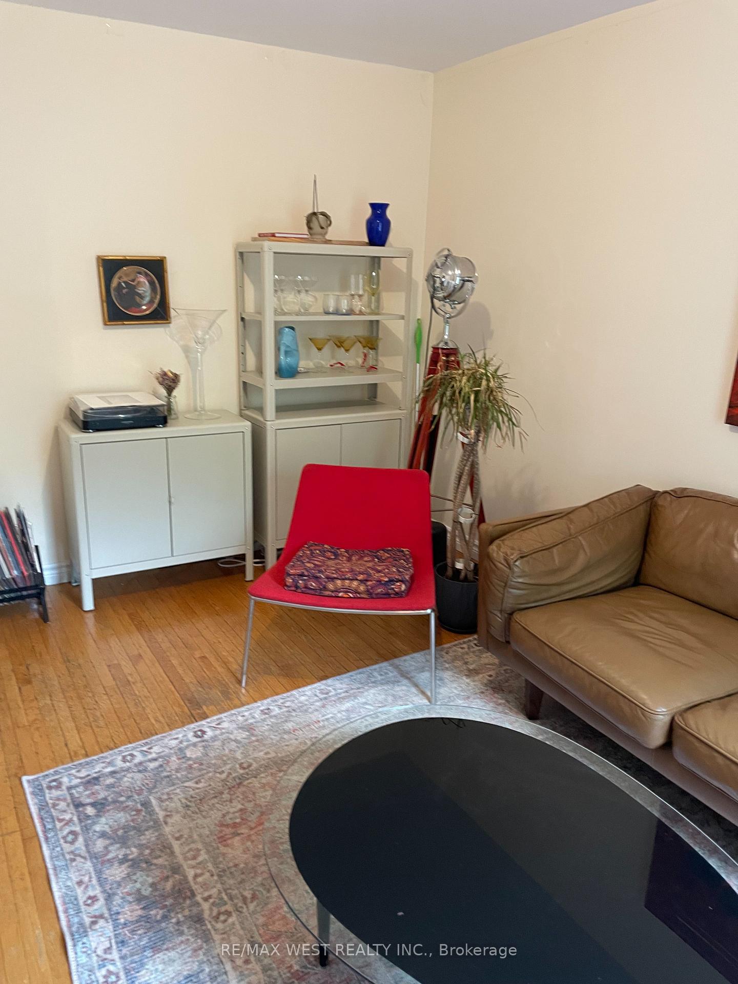 Photo 16 of Unit 2nd/3rd Flr, 60 Concord Avenue, Toronto, Palmerston-Little Italy — HOMEH