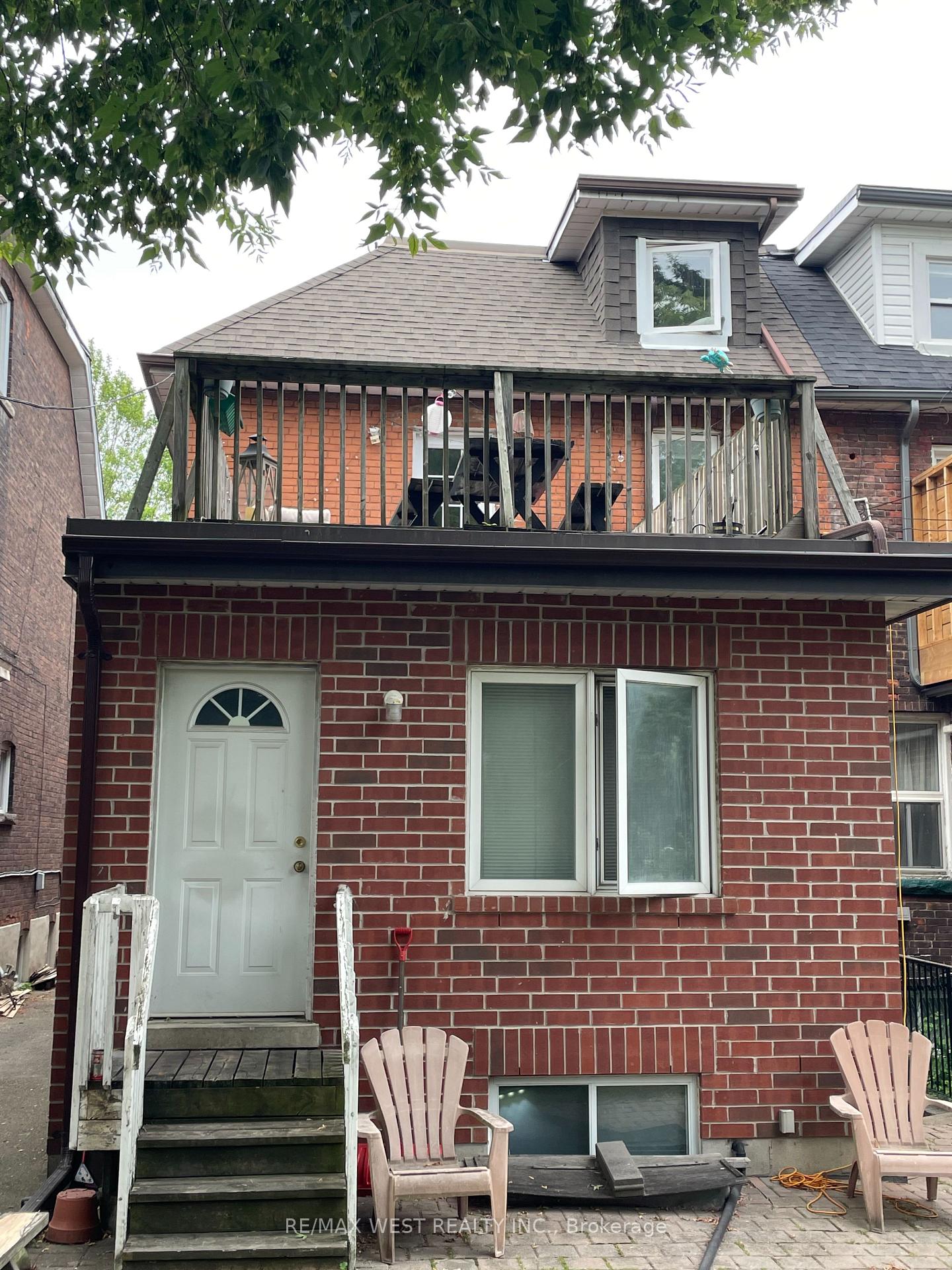 Photo 25 of Unit 2nd/3rd Flr, 60 Concord Avenue, Toronto, Palmerston-Little Italy — HOMEH