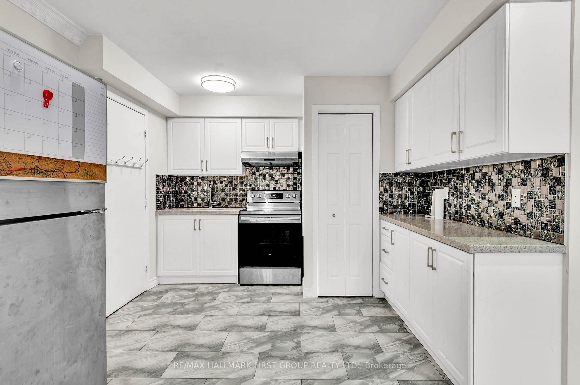 Photo 8 of Unit B, 255 Broadview Avenue, Toronto, South Riverdale — HOMEH