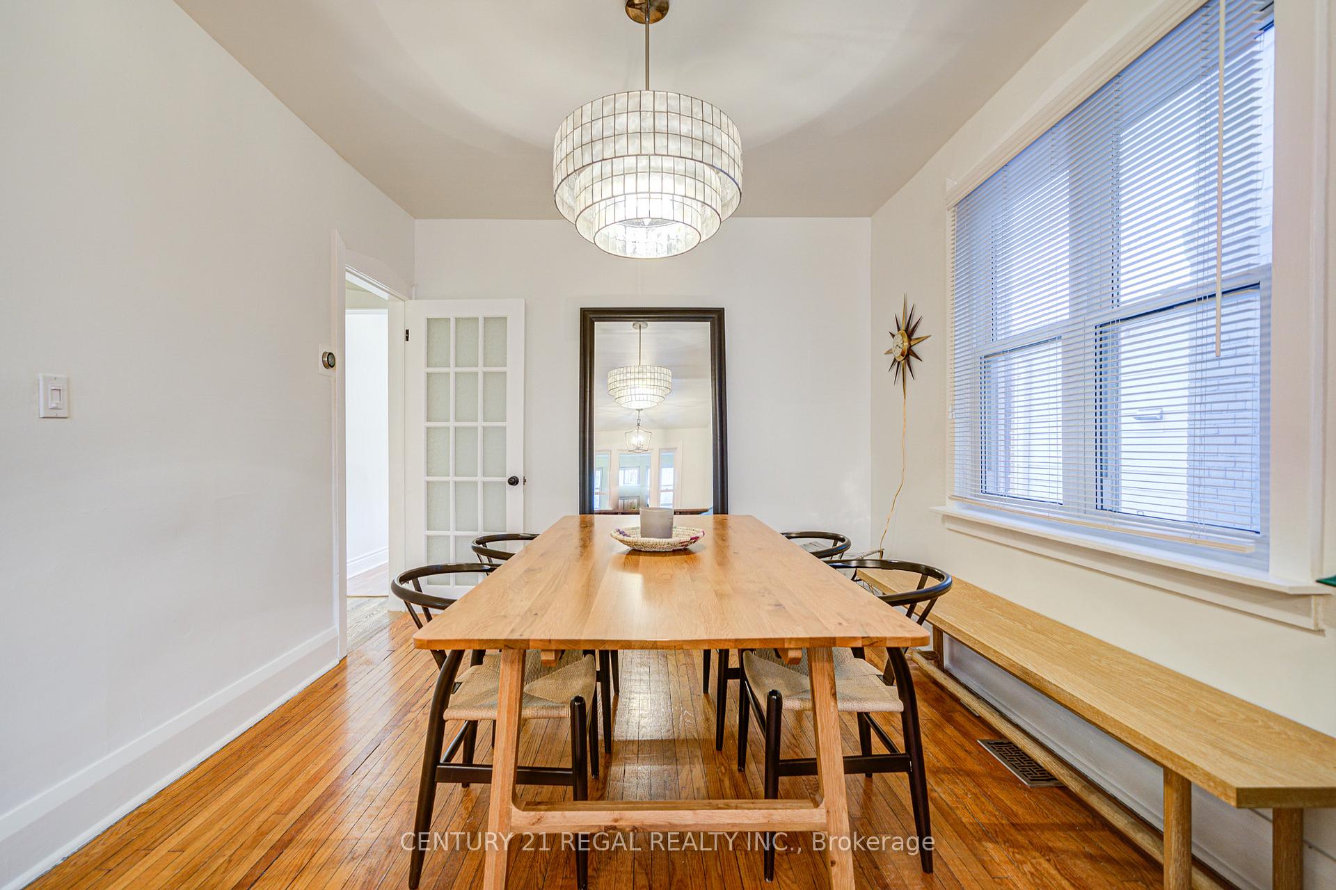Photo 5 of 102 Frater Avenue, Toronto, East York — HOMEH
