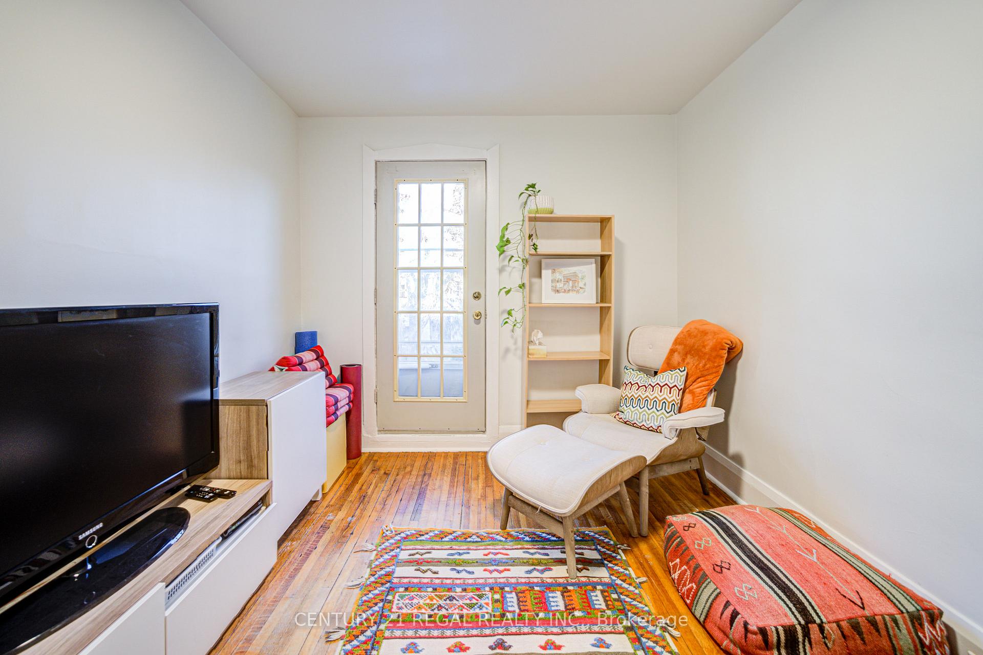 Photo 19 of 102 Frater Avenue, Toronto, East York — HOMEH