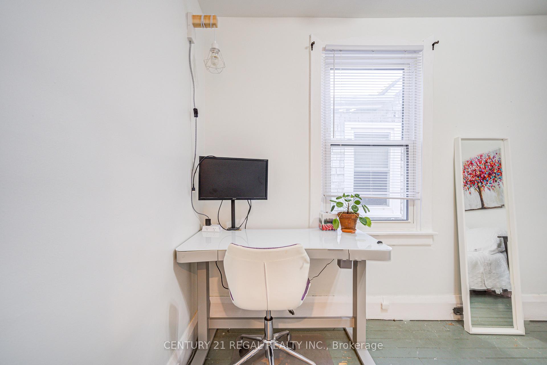 Photo 26 of 102 Frater Avenue, Toronto, East York — HOMEH