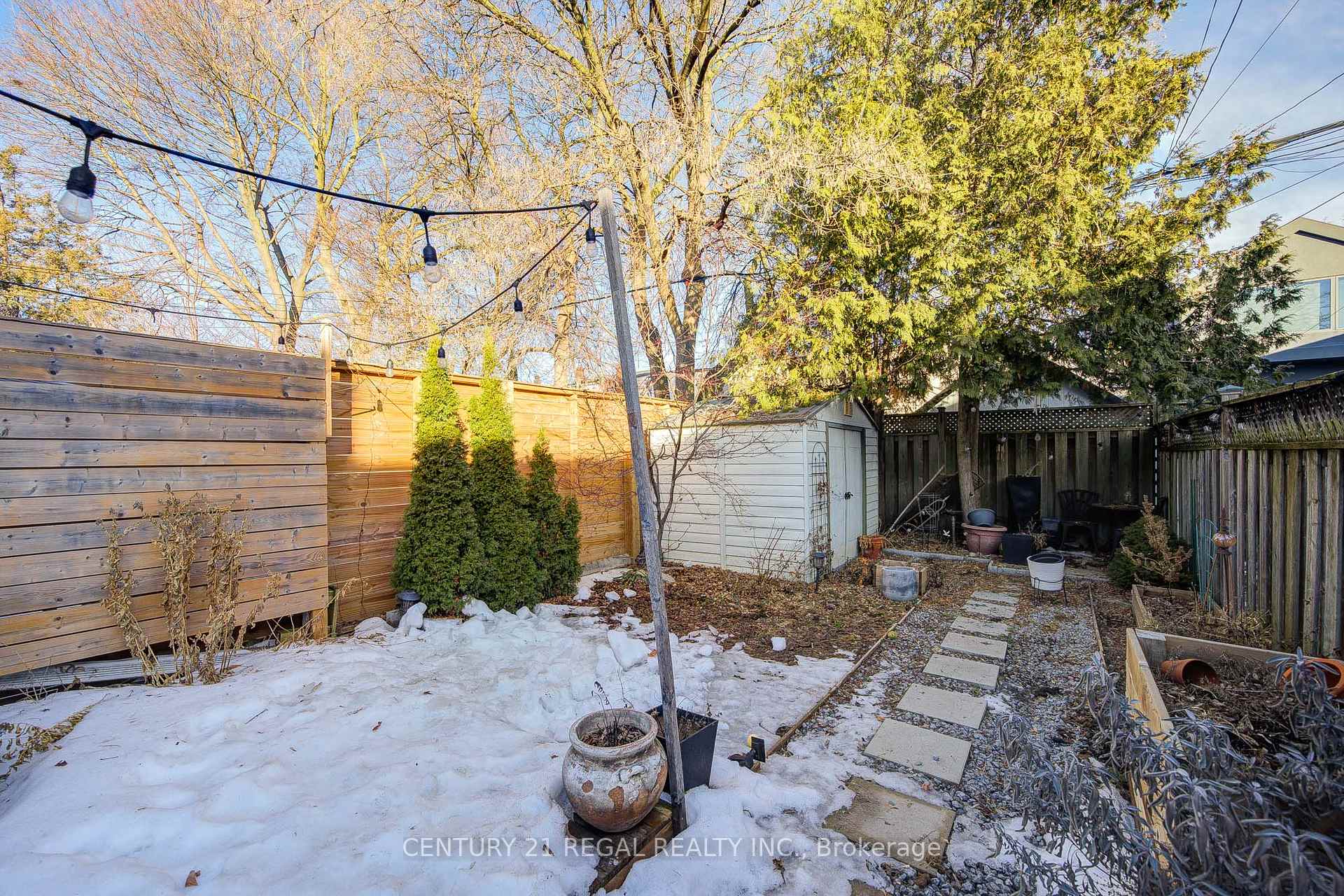 Photo 31 of 102 Frater Avenue, Toronto, East York — HOMEH