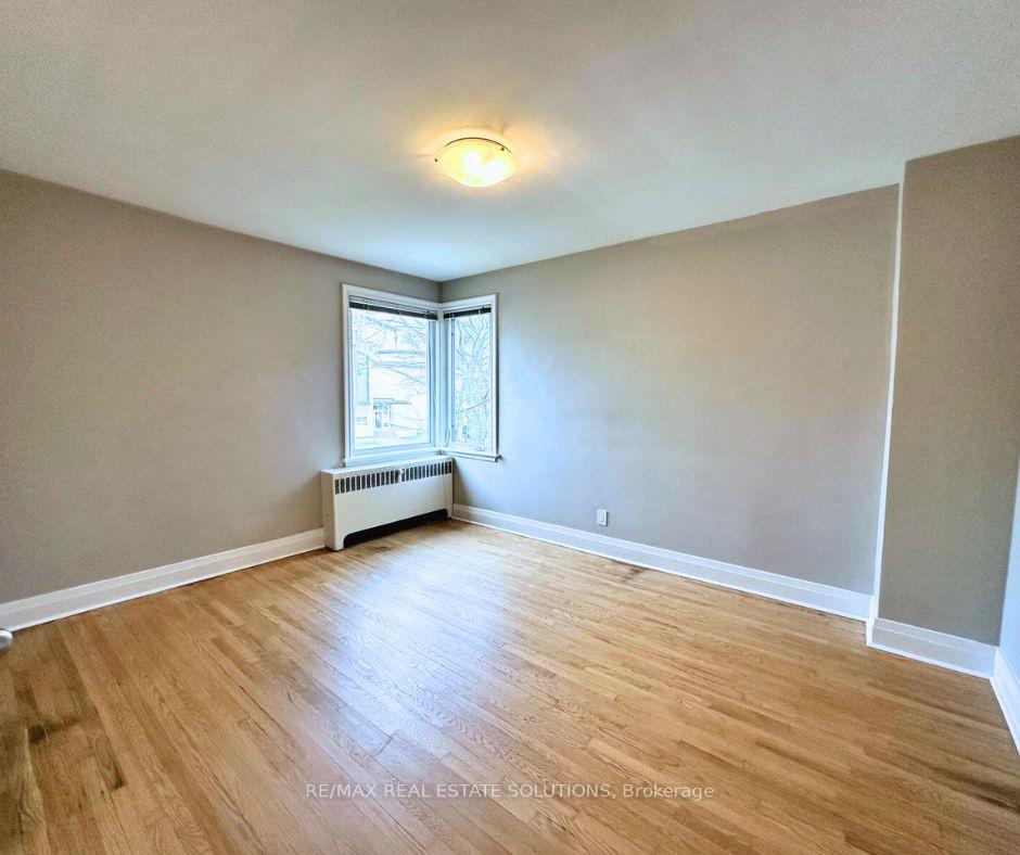 Photo 18 of Unit 4, 5 Warwick Avenue, Toronto, Humewood-Cedarvale — HOMEH
