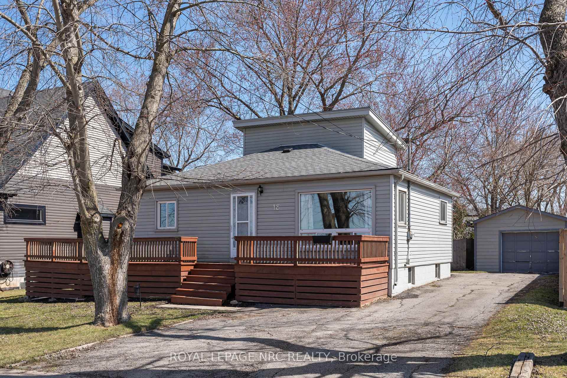 Photo 1 of Unit Upper Unit, 18 South Main Street, Thorold, Port Robinson — HOMEH