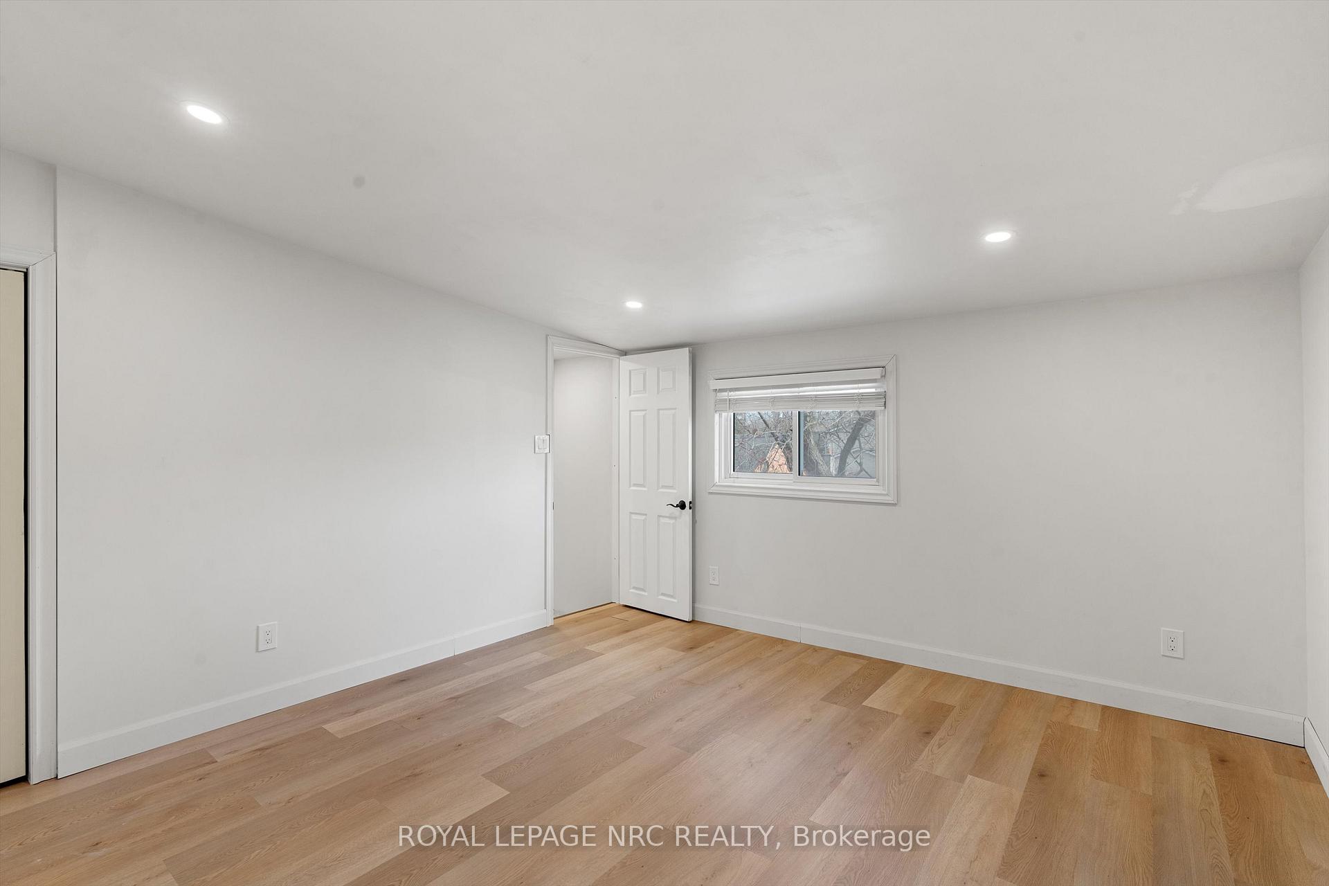Photo 16 of Unit Upper Unit, 18 South Main Street, Thorold, Port Robinson — HOMEH